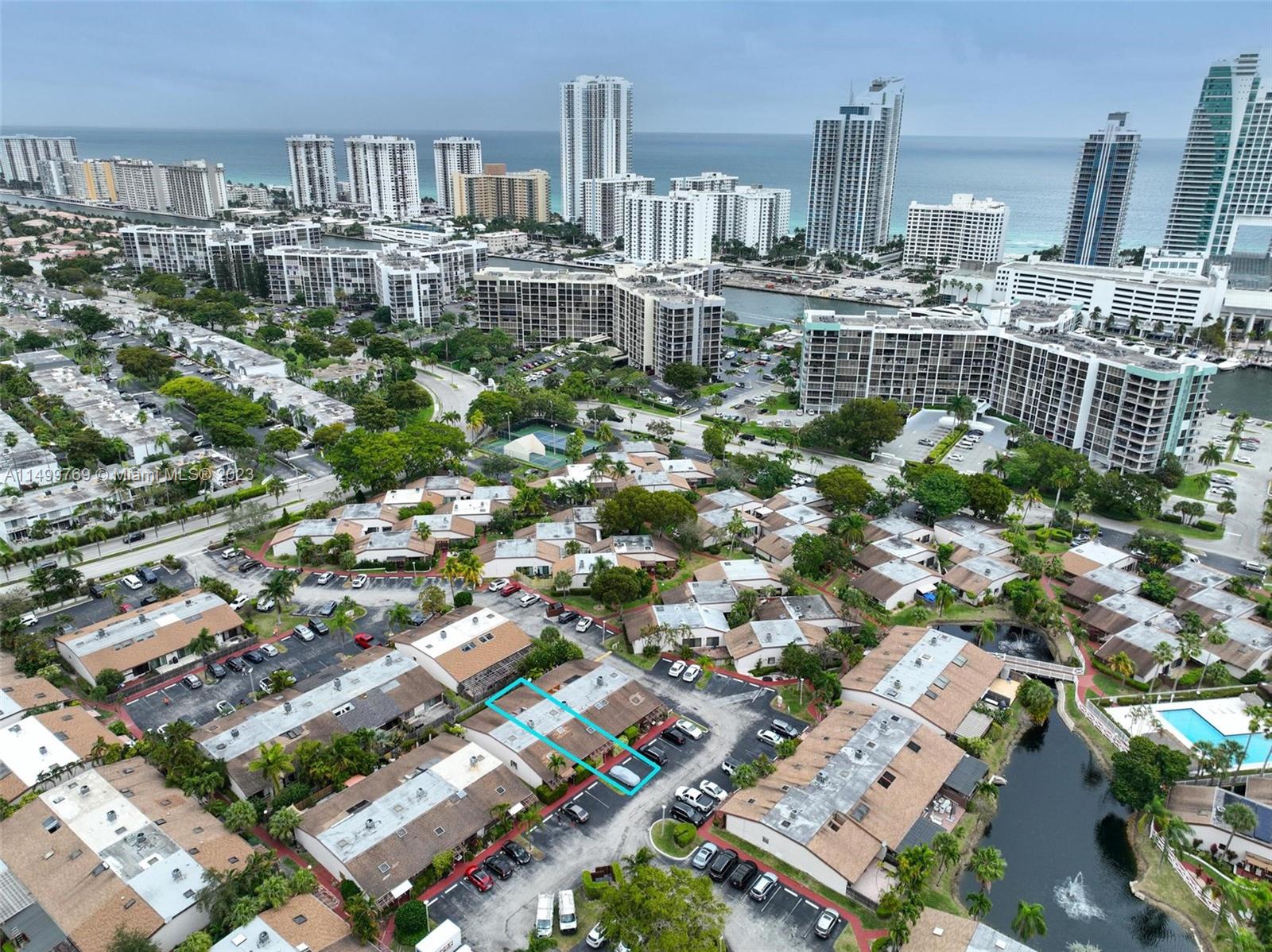 2679 S Parkview Dr 2679, Hallandale Beach, Florida 33009, 2 Bedrooms Bedrooms, ,2 BathroomsBathrooms,Residential,For Sale,2679 S Parkview Dr 2679,A11499769
