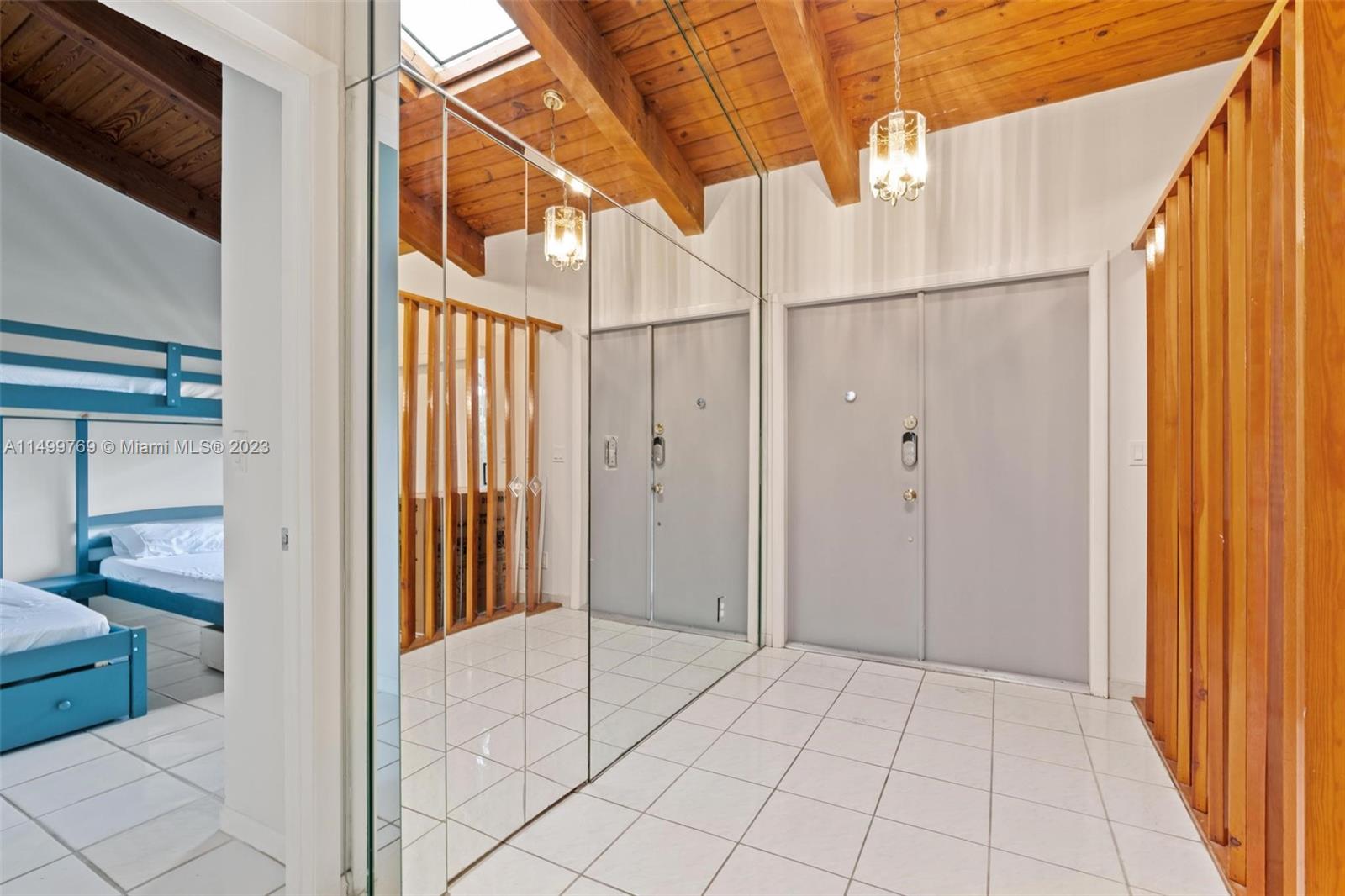 2679 S Parkview Dr 2679, Hallandale Beach, Florida 33009, 2 Bedrooms Bedrooms, ,2 BathroomsBathrooms,Residential,For Sale,2679 S Parkview Dr 2679,A11499769