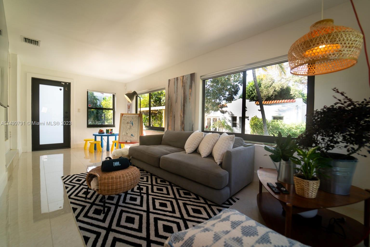 13030 NE 4th Ave, North Miami, Florida 33161, 5 Bedrooms Bedrooms, ,3 BathroomsBathrooms,Residentiallease,For Rent,13030 NE 4th Ave,A11499791