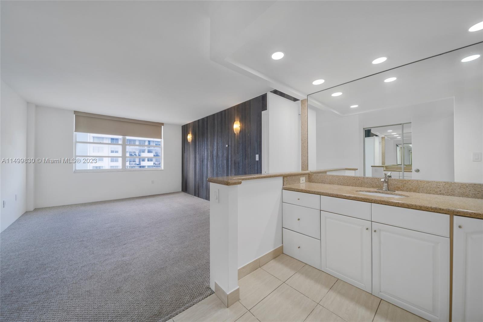 2750 NE 183rd St 1909, Aventura, Florida 33160, 2 Bedrooms Bedrooms, ,2 BathroomsBathrooms,Residentiallease,For Rent,2750 NE 183rd St 1909,A11499830