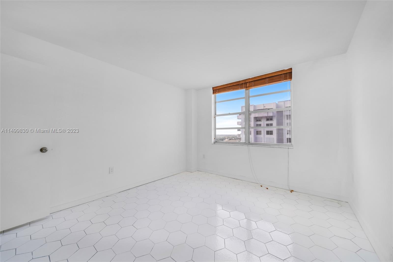 2750 NE 183rd St 1909, Aventura, Florida 33160, 2 Bedrooms Bedrooms, ,2 BathroomsBathrooms,Residentiallease,For Rent,2750 NE 183rd St 1909,A11499830