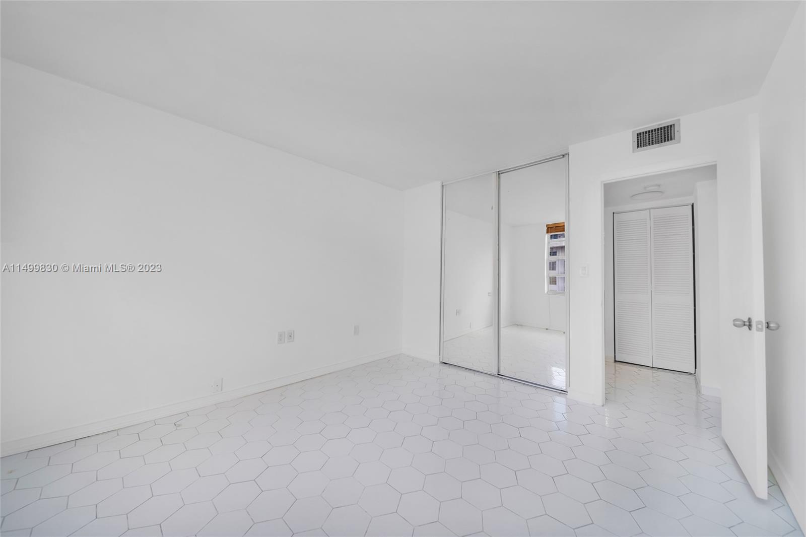 2750 NE 183rd St 1909, Aventura, Florida 33160, 2 Bedrooms Bedrooms, ,2 BathroomsBathrooms,Residentiallease,For Rent,2750 NE 183rd St 1909,A11499830