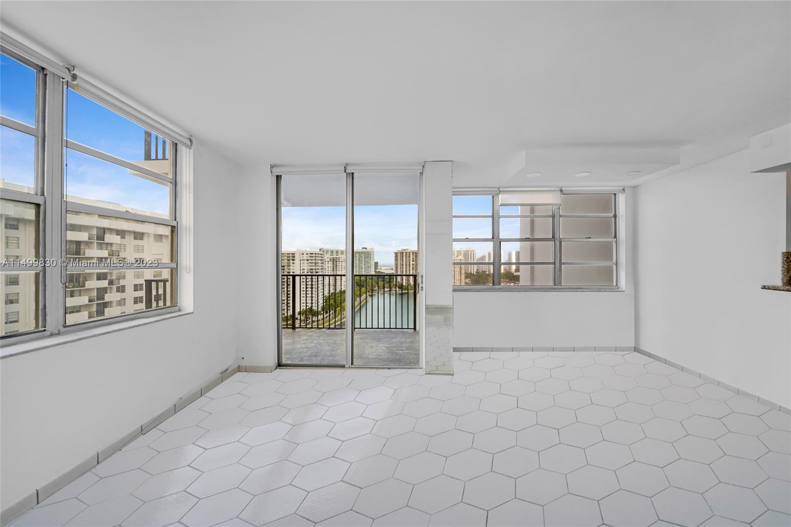 2750 NE 183rd St 1909, Aventura, Florida 33160, 2 Bedrooms Bedrooms, ,2 BathroomsBathrooms,Residentiallease,For Rent,2750 NE 183rd St 1909,A11499830