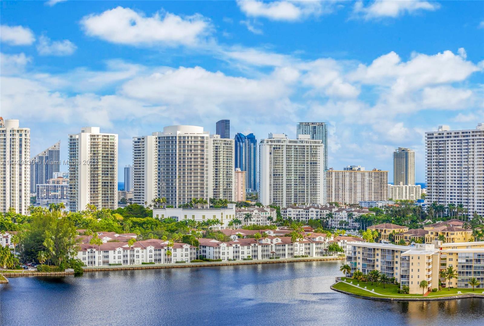 2750 NE 183rd St 1909, Aventura, Florida 33160, 2 Bedrooms Bedrooms, ,2 BathroomsBathrooms,Residentiallease,For Rent,2750 NE 183rd St 1909,A11499830