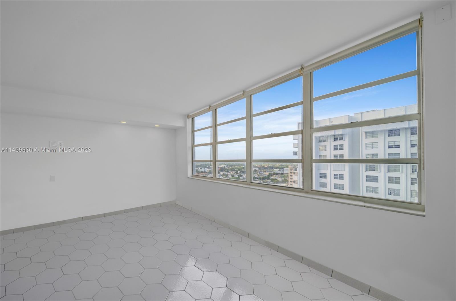 2750 NE 183rd St 1909, Aventura, Florida 33160, 2 Bedrooms Bedrooms, ,2 BathroomsBathrooms,Residentiallease,For Rent,2750 NE 183rd St 1909,A11499830