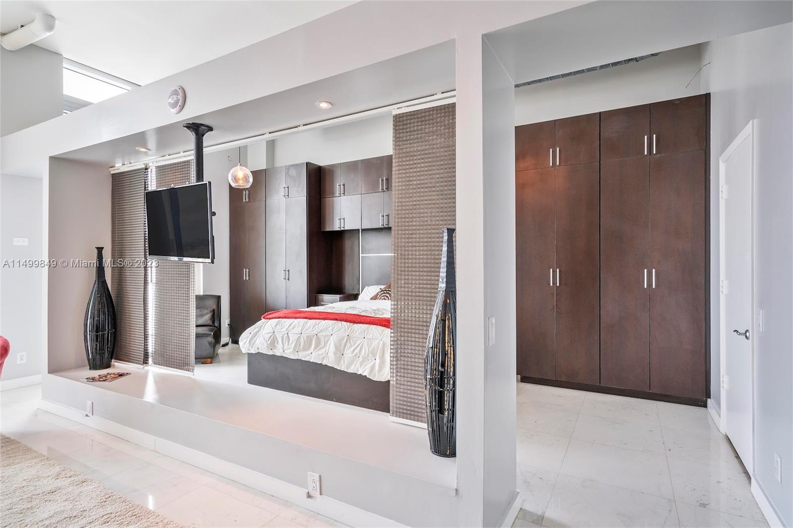 3029 NE 188th St 1117, Aventura, Florida 33180, 2 Bedrooms Bedrooms, ,2 BathroomsBathrooms,Residentiallease,For Rent,3029 NE 188th St 1117,A11499849