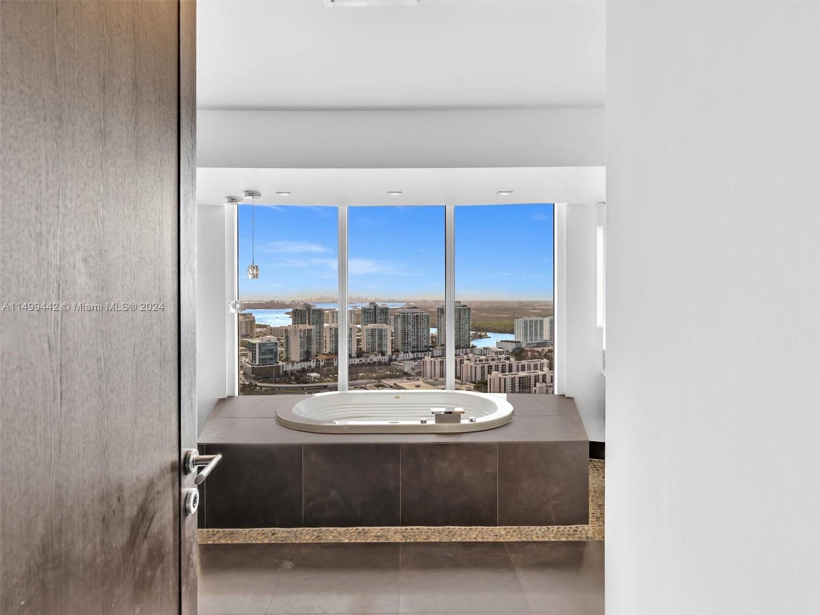 17201 Collins Ave, Sunny Isles Beach, FL, 33160 United States, 4 Bedrooms Bedrooms, ,4 BathroomsBathrooms,Residential,For Sale,Collins Ave,A11499442