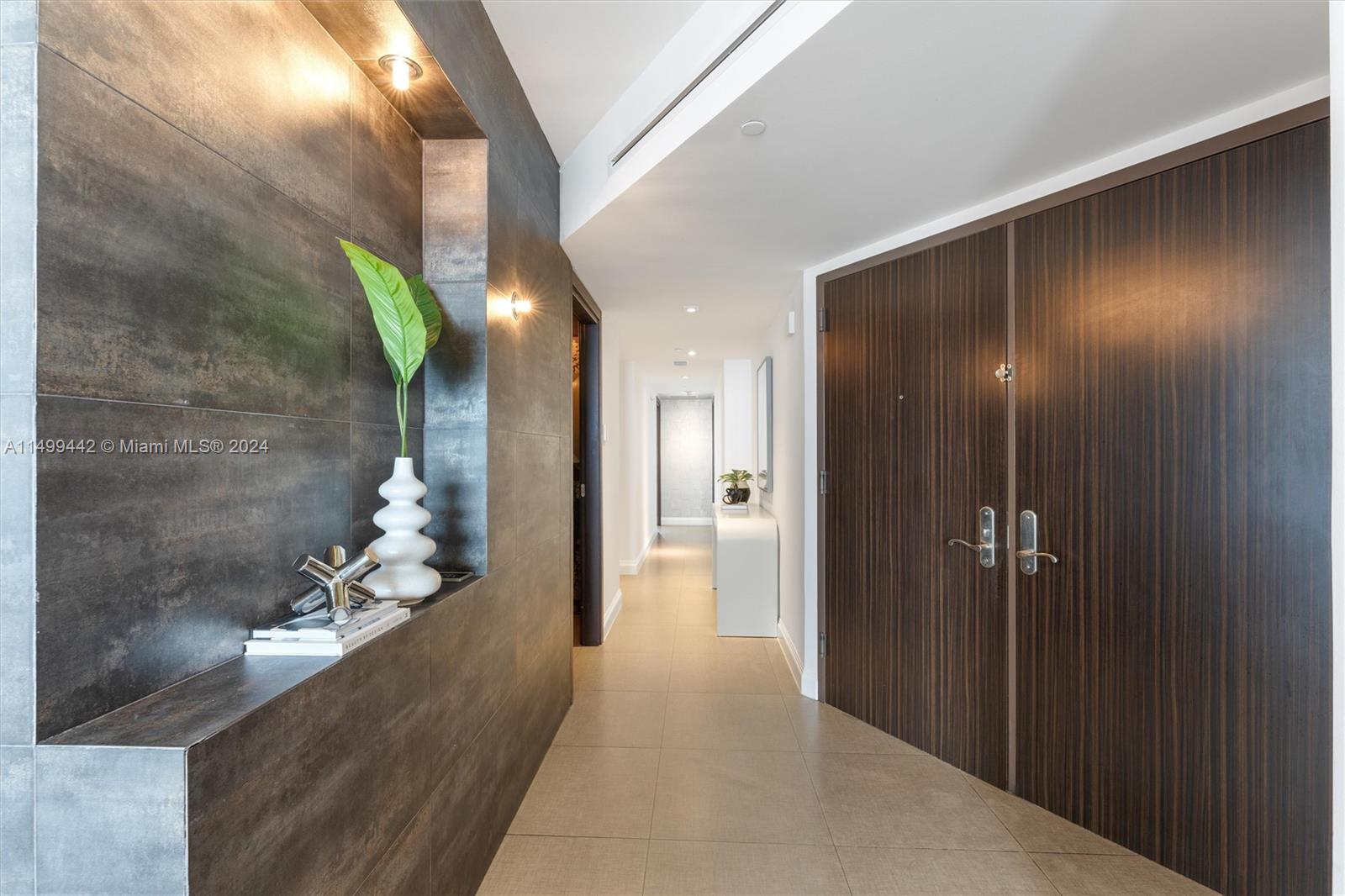 17201 Collins Ave, Sunny Isles Beach, FL, 33160 United States, 4 Bedrooms Bedrooms, ,4 BathroomsBathrooms,Residential,For Sale,Collins Ave,A11499442