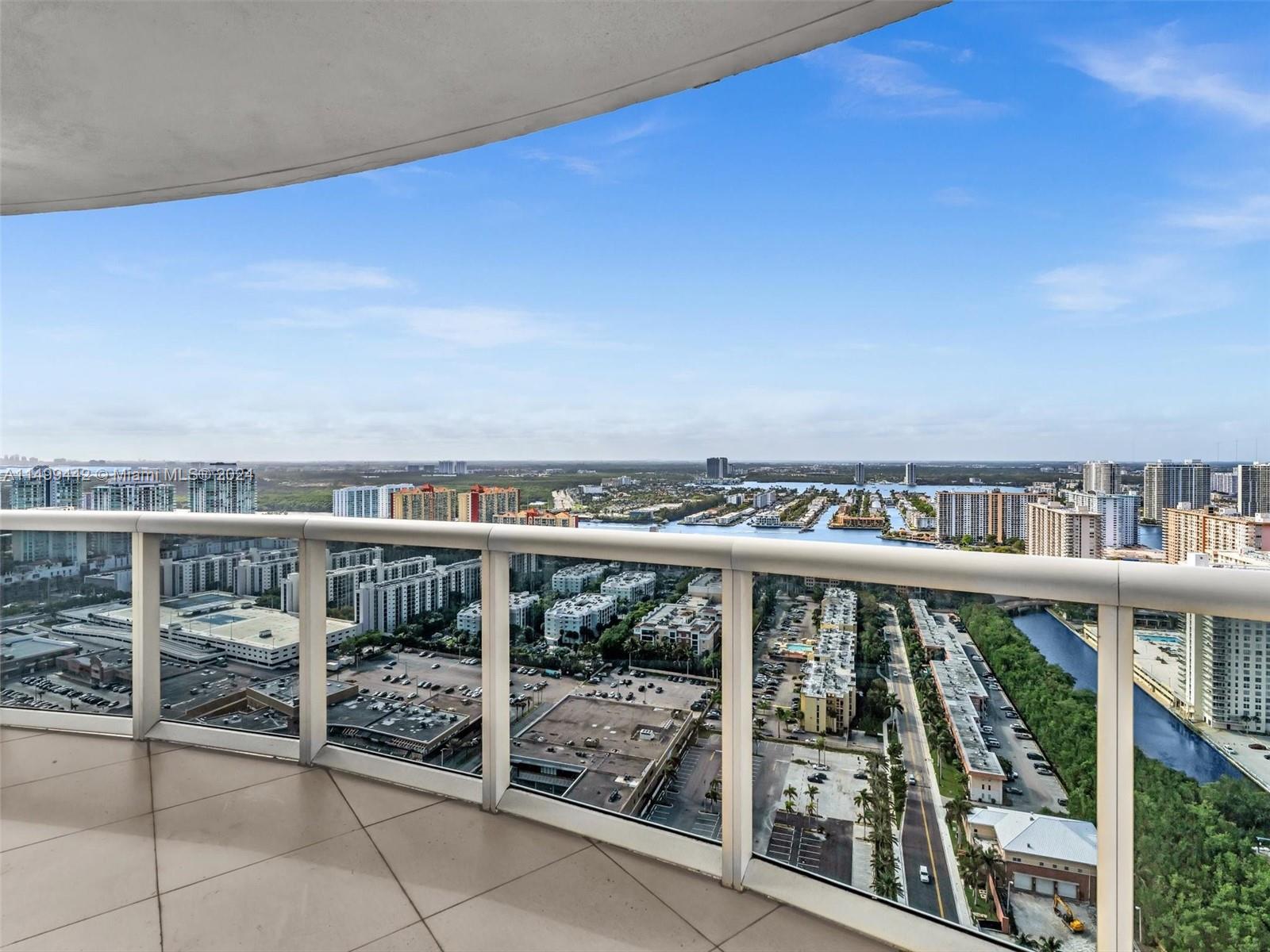 17201 Collins Ave, Sunny Isles Beach, FL, 33160 United States, 4 Bedrooms Bedrooms, ,4 BathroomsBathrooms,Residential,For Sale,Collins Ave,A11499442