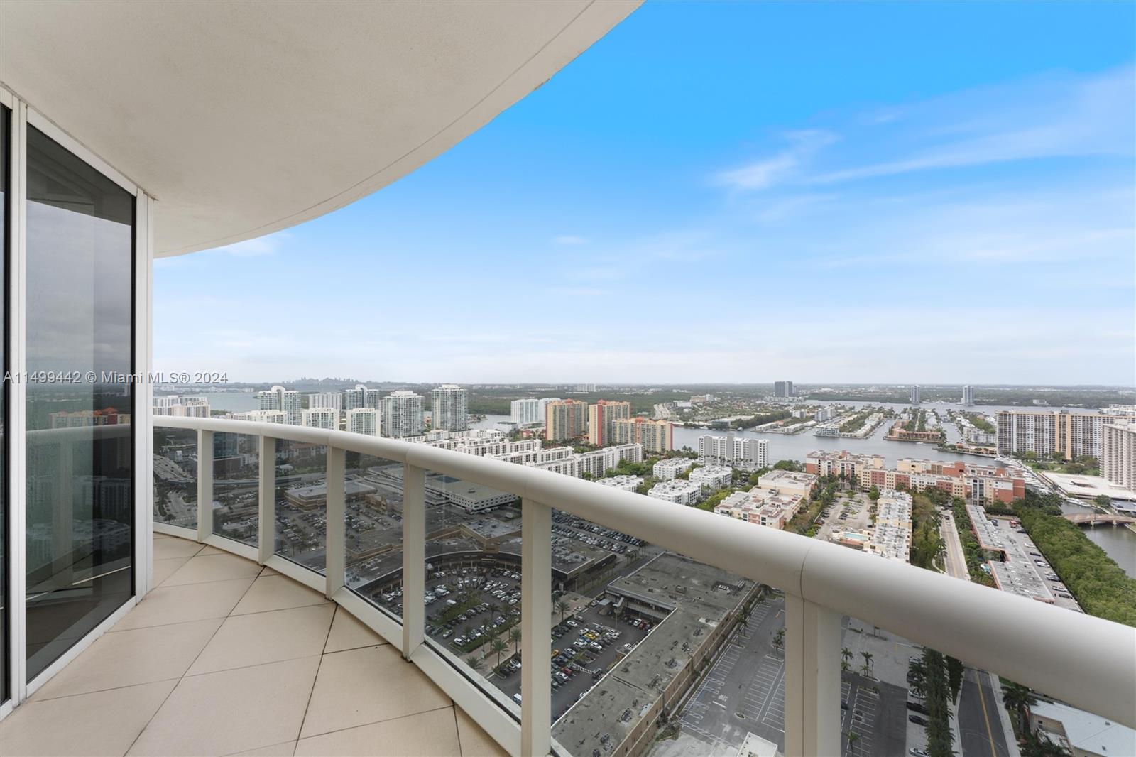 17201 Collins Ave, Sunny Isles Beach, FL, 33160 United States, 4 Bedrooms Bedrooms, ,4 BathroomsBathrooms,Residential,For Sale,Collins Ave,A11499442
