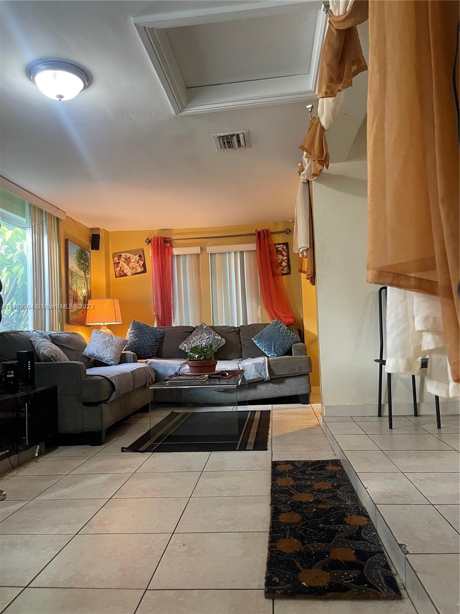 1540 NE 176th St, North Miami Beach, Florida 33162, 3 Bedrooms Bedrooms, ,1 BathroomBathrooms,Residential,For Sale,1540 NE 176th St,A11499364
