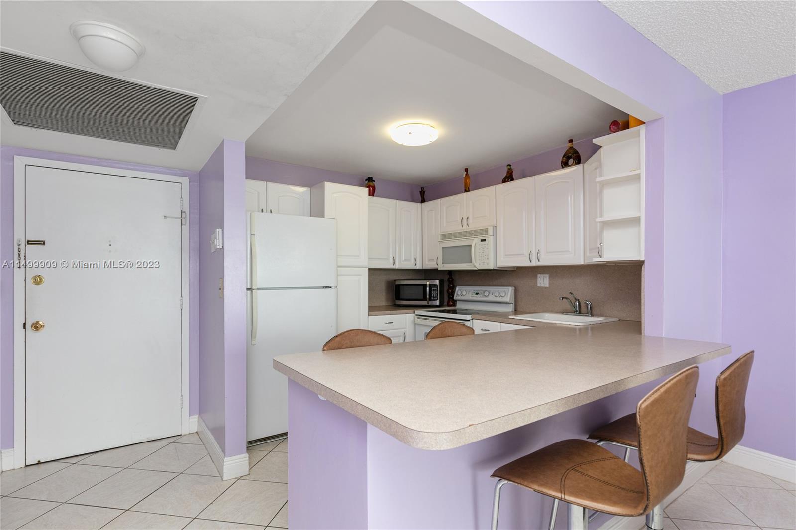 2030 S Ocean Dr 2116 (OCEAN DIRECT), Hallandale Beach, Florida 33009, 1 Bedroom Bedrooms, ,1 BathroomBathrooms,Residentiallease,For Rent,2030 S Ocean Dr 2116 (OCEAN DIRECT),A11499909