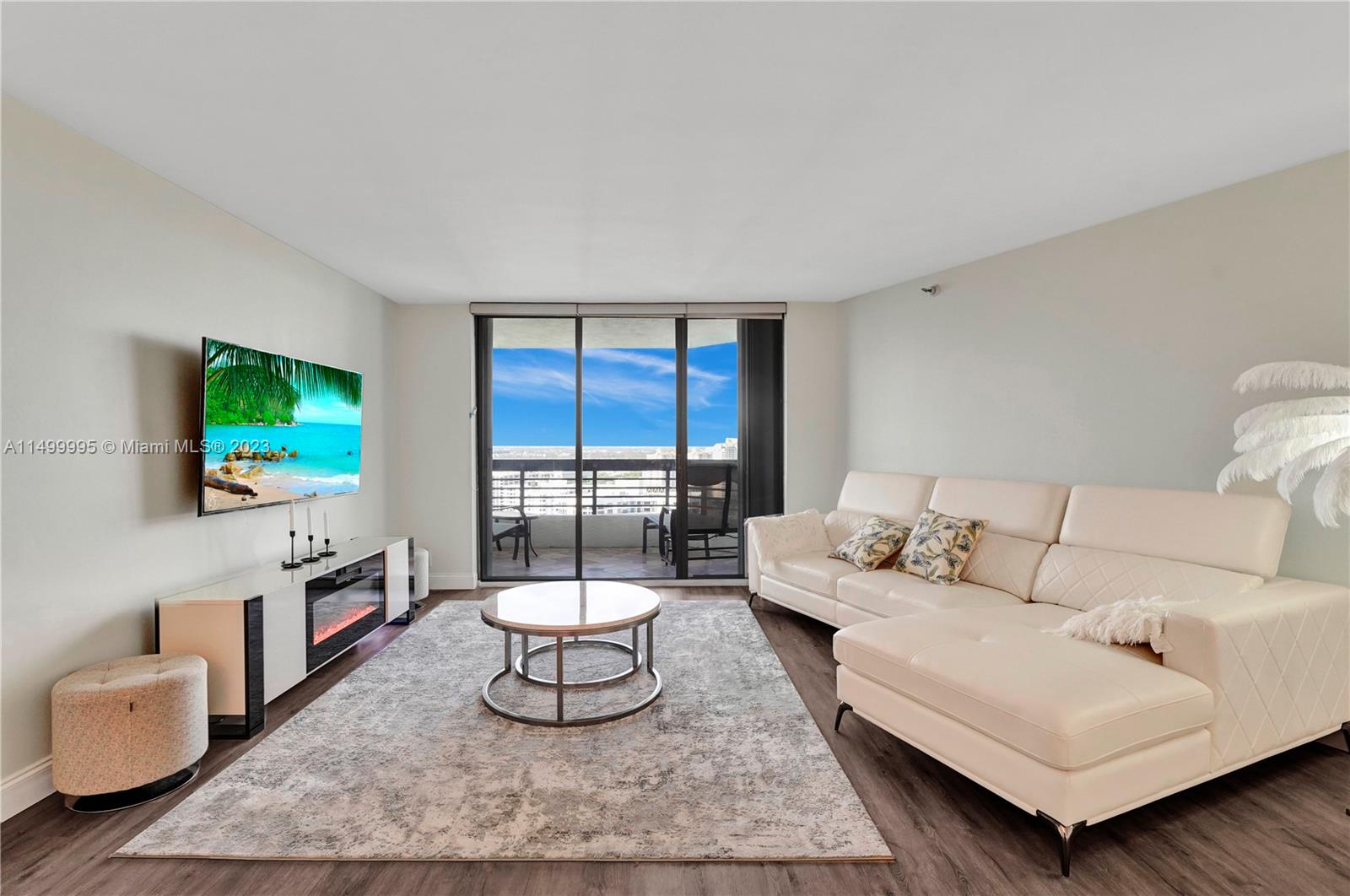 3500 Mystic Pointe Dr 3302, Aventura, Florida 33180, 2 Bedrooms Bedrooms, ,2 BathroomsBathrooms,Residentiallease,For Rent,3500 Mystic Pointe Dr 3302,A11499995