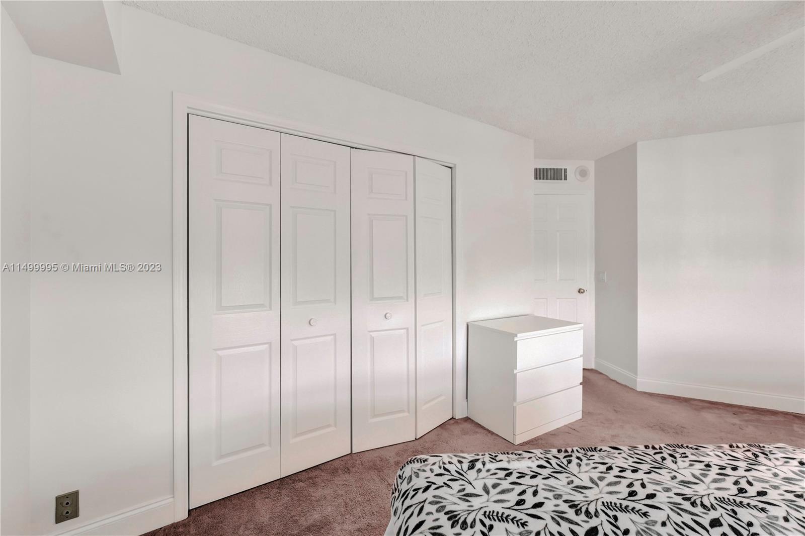 3500 Mystic Pointe Dr 3302, Aventura, Florida 33180, 2 Bedrooms Bedrooms, ,2 BathroomsBathrooms,Residentiallease,For Rent,3500 Mystic Pointe Dr 3302,A11499995