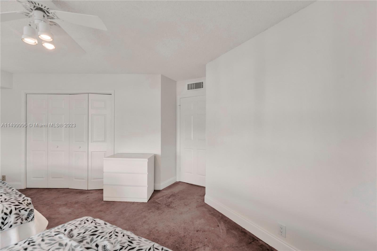 3500 Mystic Pointe Dr 3302, Aventura, Florida 33180, 2 Bedrooms Bedrooms, ,2 BathroomsBathrooms,Residentiallease,For Rent,3500 Mystic Pointe Dr 3302,A11499995