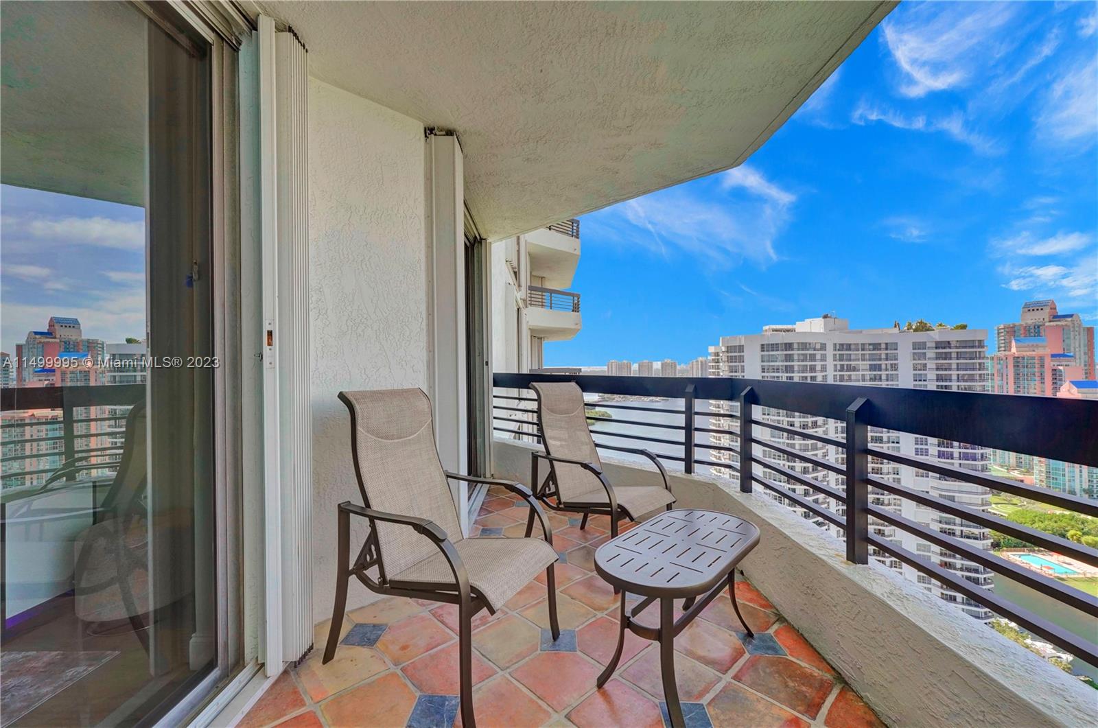 3500 Mystic Pointe Dr 3302, Aventura, Florida 33180, 2 Bedrooms Bedrooms, ,2 BathroomsBathrooms,Residentiallease,For Rent,3500 Mystic Pointe Dr 3302,A11499995