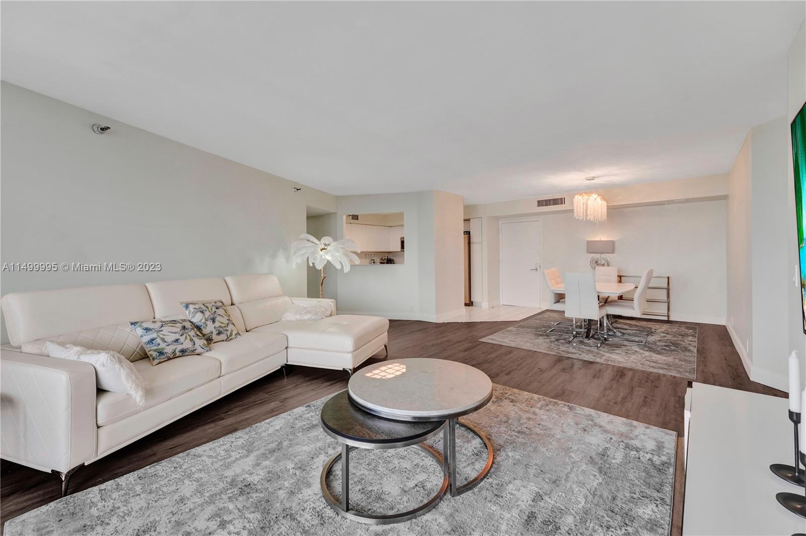 3500 Mystic Pointe Dr 3302, Aventura, Florida 33180, 2 Bedrooms Bedrooms, ,2 BathroomsBathrooms,Residentiallease,For Rent,3500 Mystic Pointe Dr 3302,A11499995