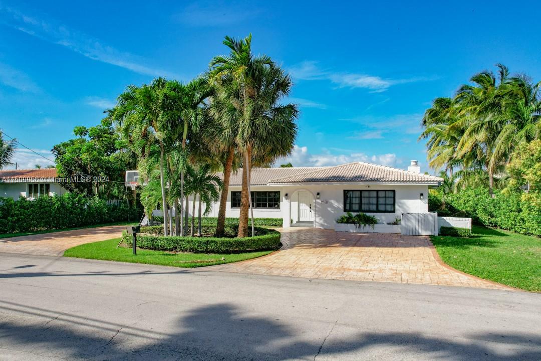 3351 NE 164th St, North Miami Beach, Florida 33160, 4 Bedrooms Bedrooms, ,2 BathroomsBathrooms,Residential,For Sale,3351 NE 164th St,A11500056