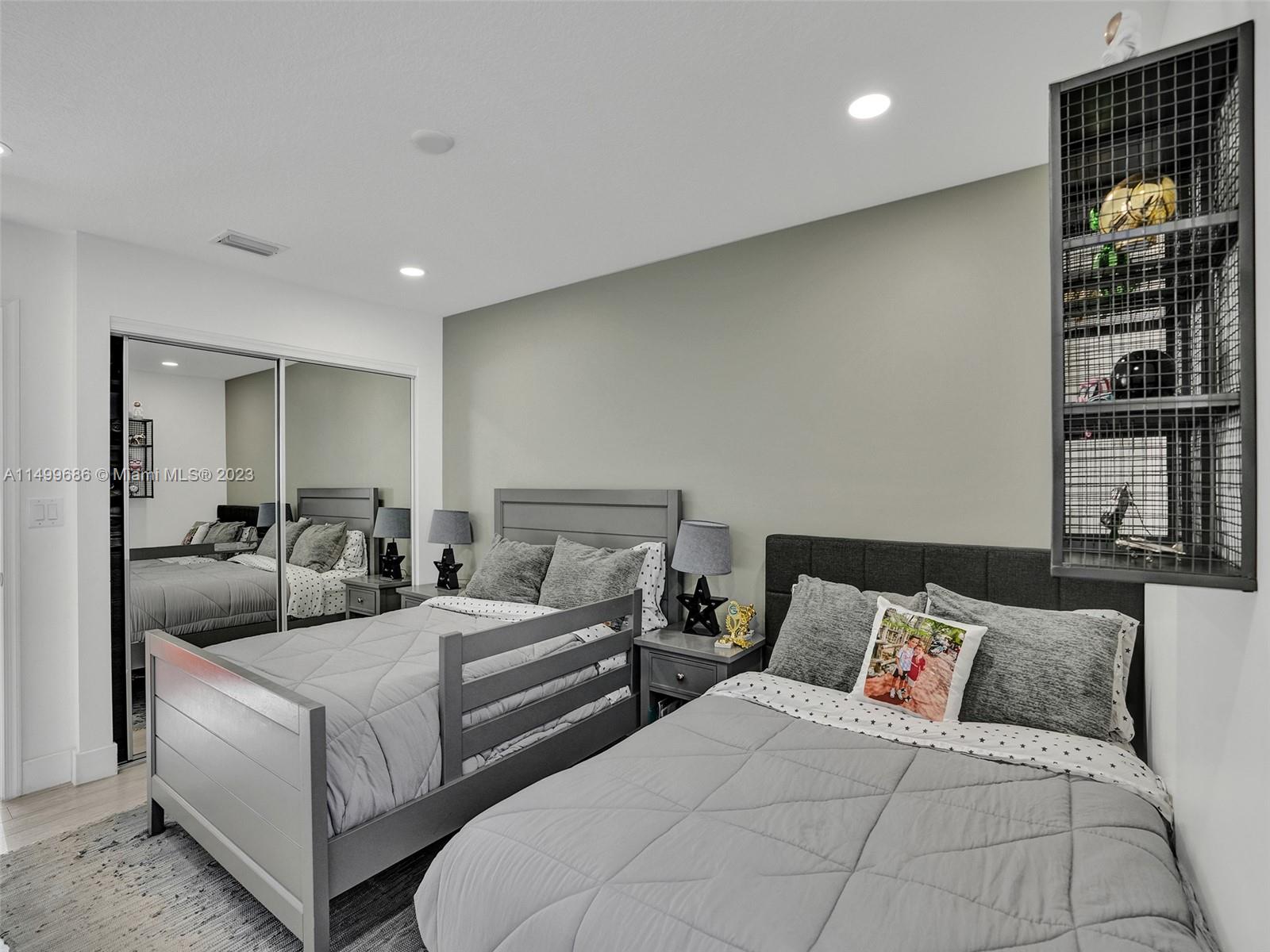 20870 NE 30th Pl, Aventura, Florida 33180, 3 Bedrooms Bedrooms, ,3 BathroomsBathrooms,Residentiallease,For Rent,20870 NE 30th Pl,A11499686