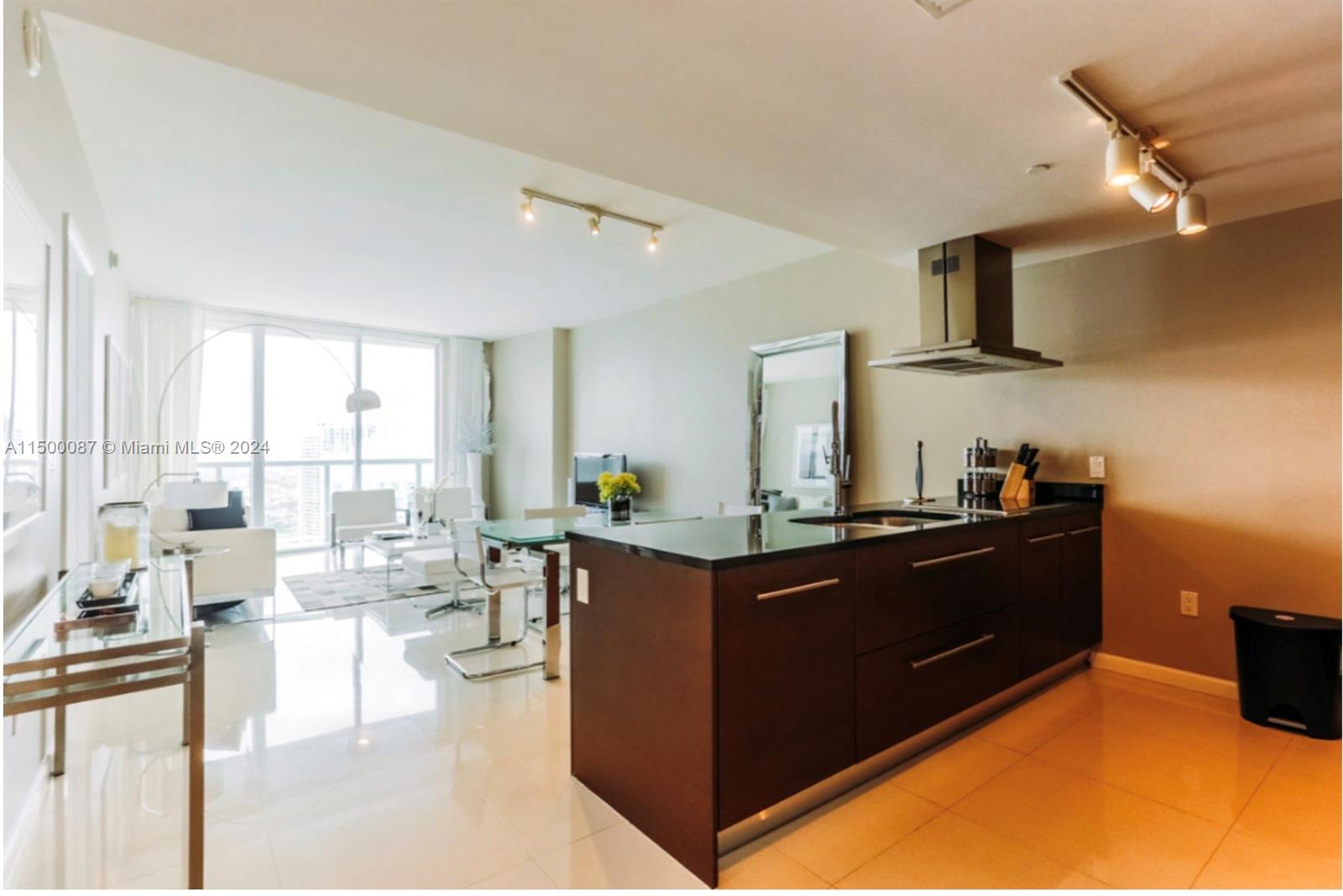 Condo for Rent in Miami, FL