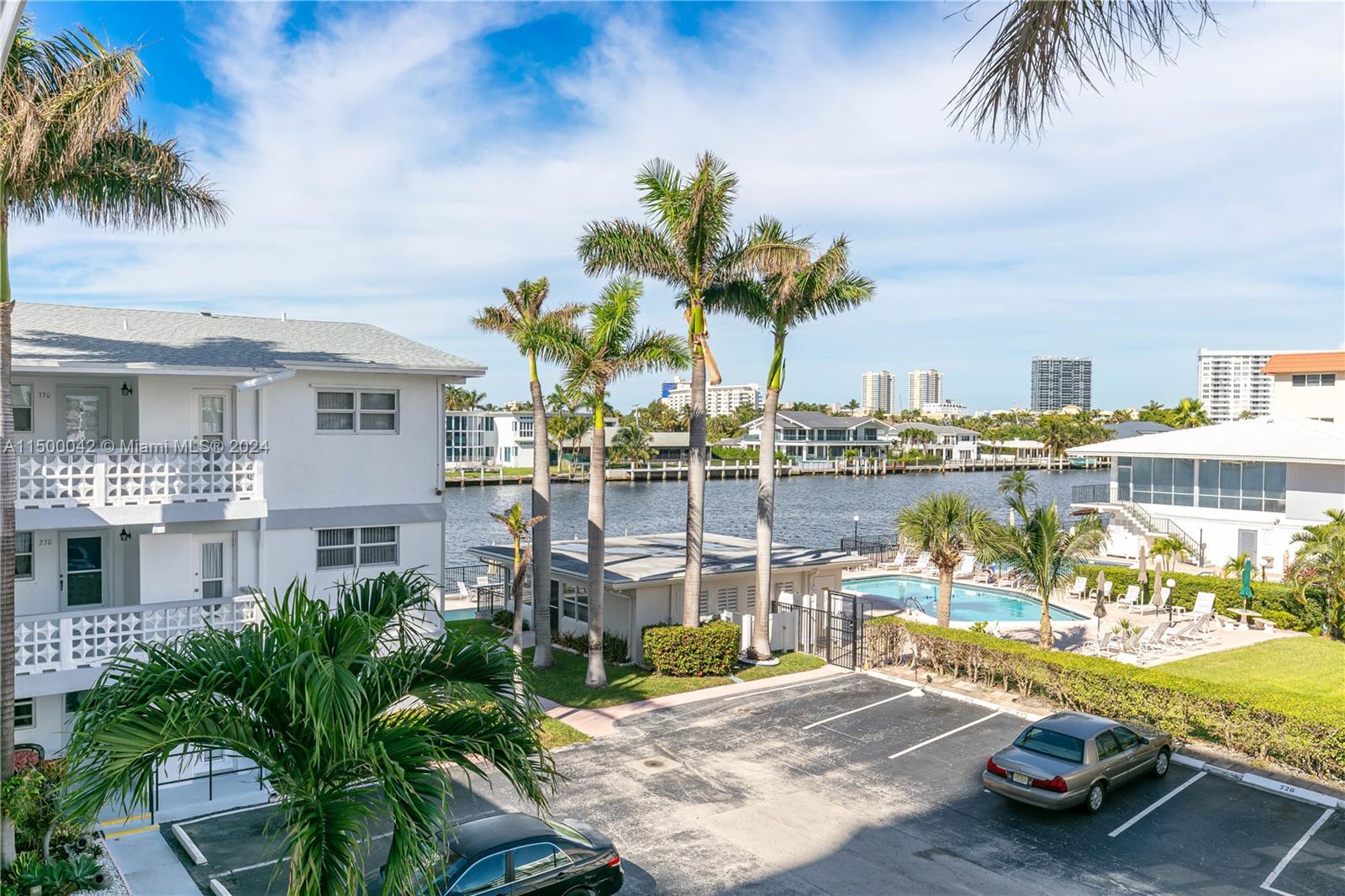 3135 S Ocean Dr 325, Hallandale Beach, Florida 33009, 1 Bedroom Bedrooms, ,1 BathroomBathrooms,Residential,For Sale,3135 S Ocean Dr 325,A11500042