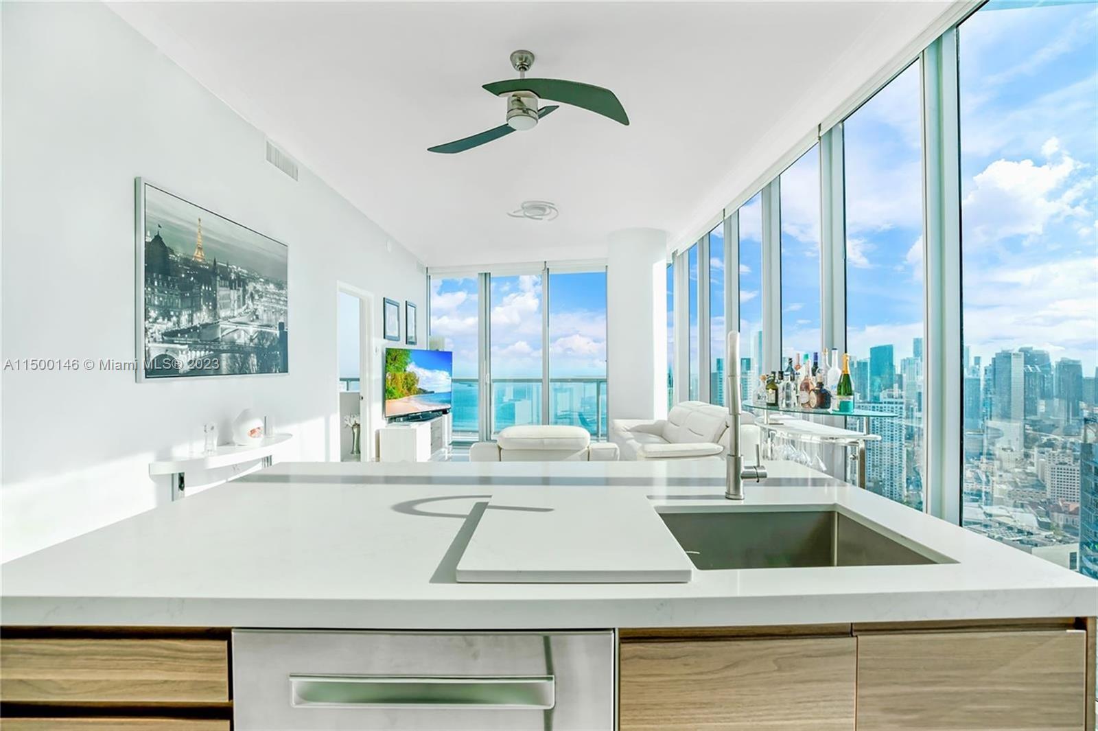 888 Biscayne Blvd 5301, Miami, Florida 33132, 2 Bedrooms Bedrooms, ,2 BathroomsBathrooms,Residentiallease,For Rent,888 Biscayne Blvd 5301,A11500146