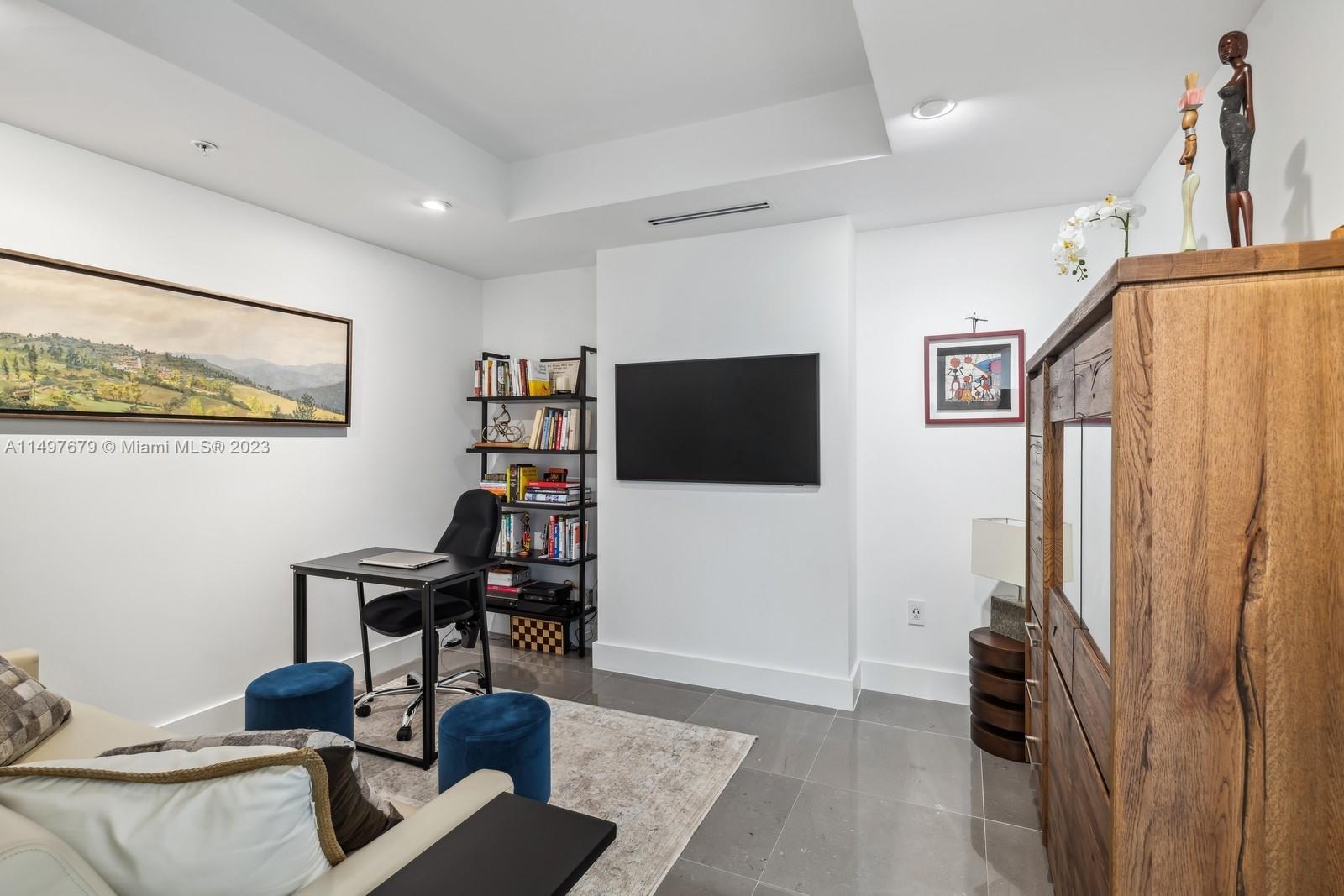 17111 Biscayne Blvd 1004, North Miami Beach, Florida 33160, 3 Bedrooms Bedrooms, ,3 BathroomsBathrooms,Residential,For Sale,17111 Biscayne Blvd 1004,A11497679