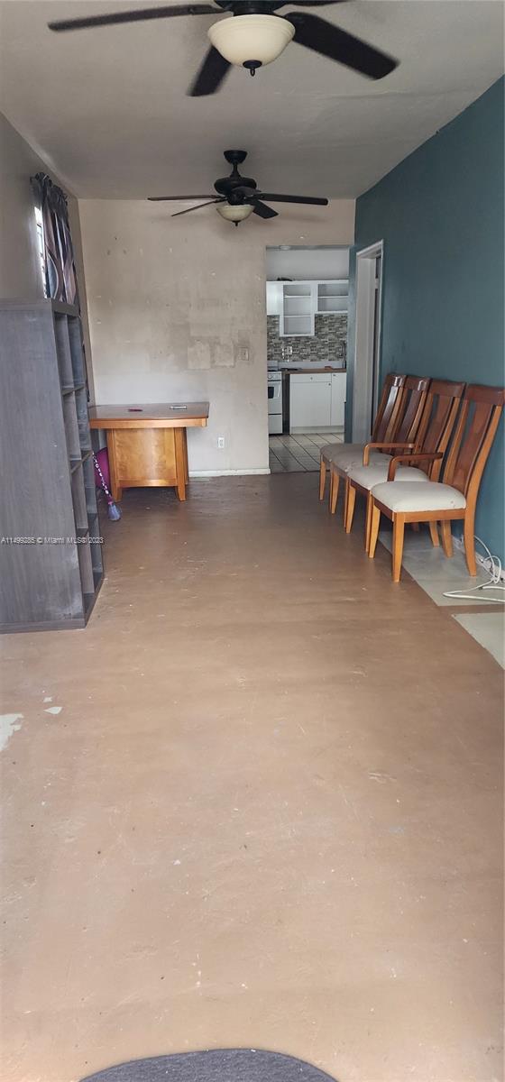 313 NW 7th Ct, Hallandale Beach, Florida 33009, 2 Bedrooms Bedrooms, ,1 BathroomBathrooms,Residential,For Sale,313 NW 7th Ct,A11499285