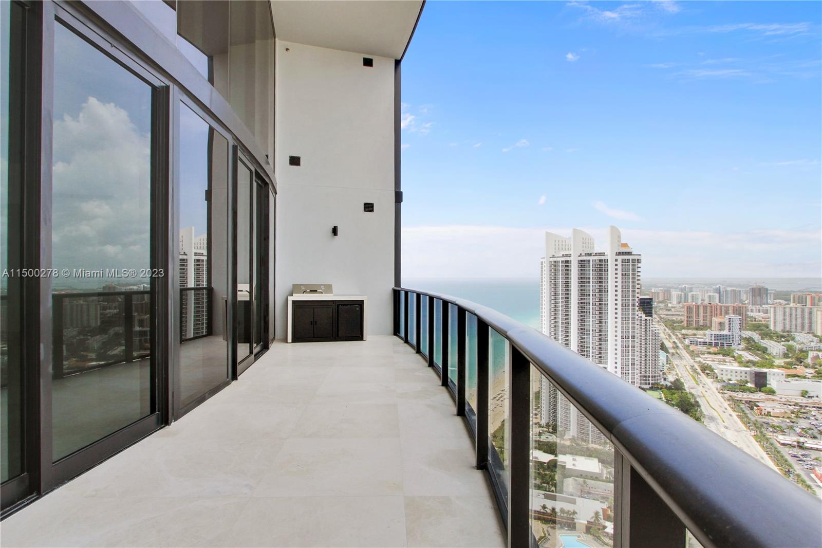 18555 Collins Ave 4003, Sunny Isles Beach, Florida 33160, 3 Bedrooms Bedrooms, ,4 BathroomsBathrooms,Residential,For Sale,18555 Collins Ave 4003,A11500278