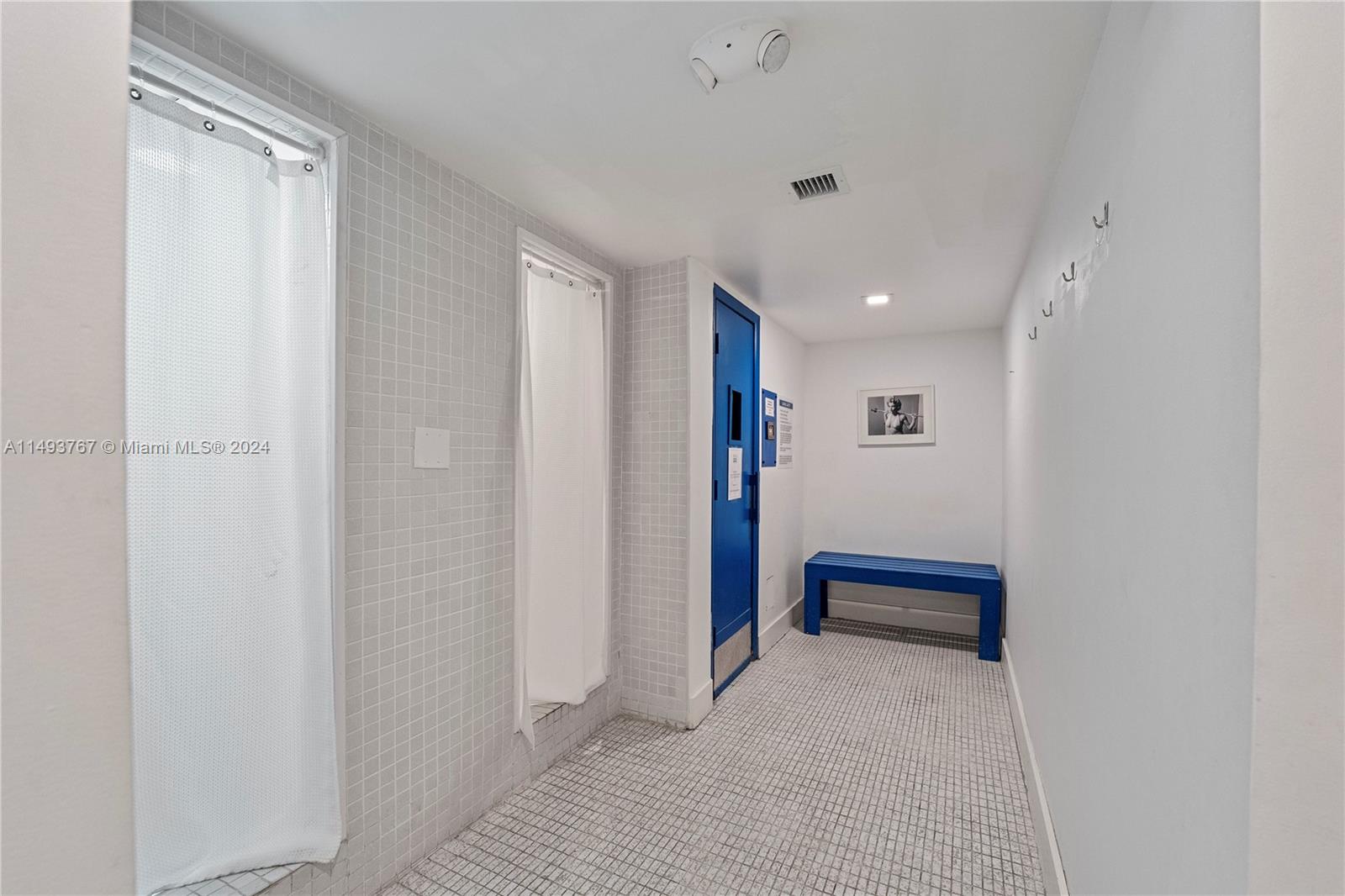 Common Area Gym Showers
