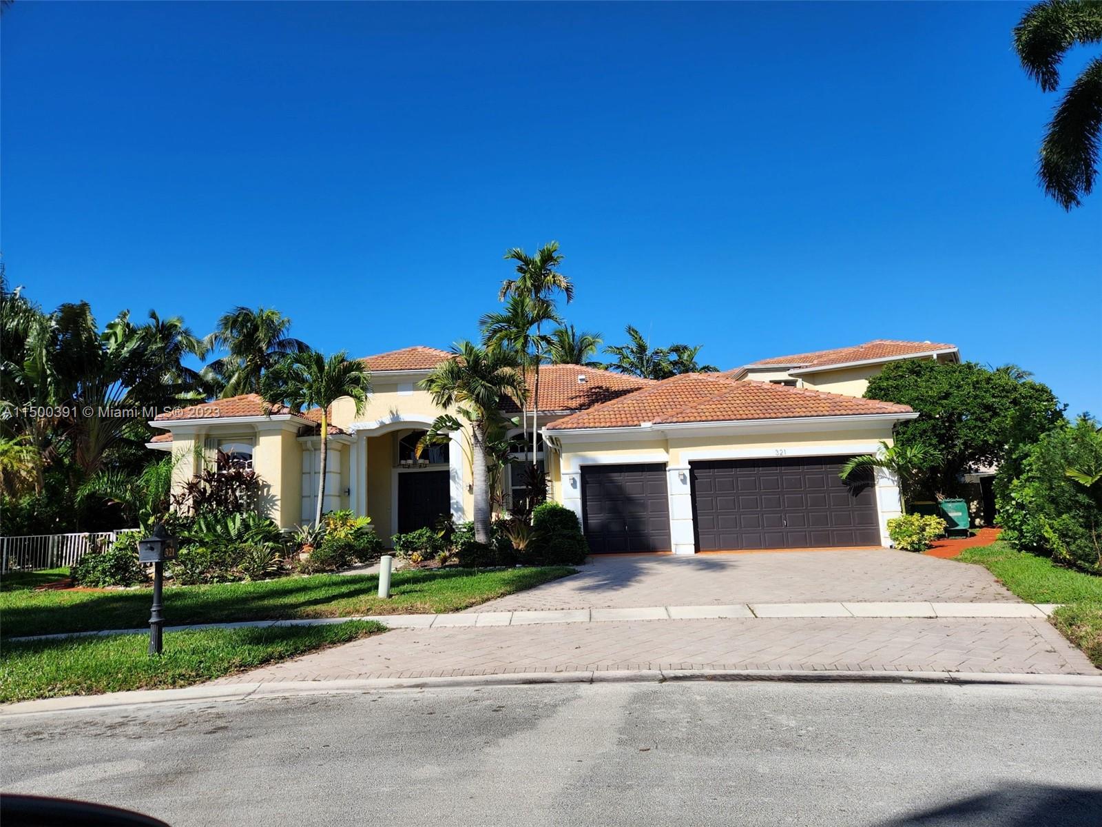 321  Windmill Palm Ave  For Sale A11500391, FL