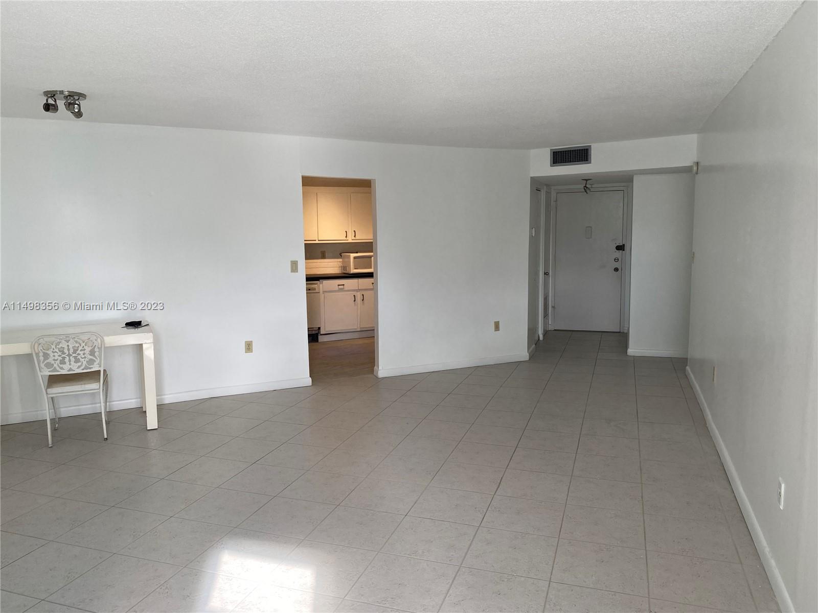 2750 183rd St, Aventura, FL, 33160 United States, 1 Bedroom Bedrooms, ,1 BathroomBathrooms,Residential,For Sale,183rd St,A11498356