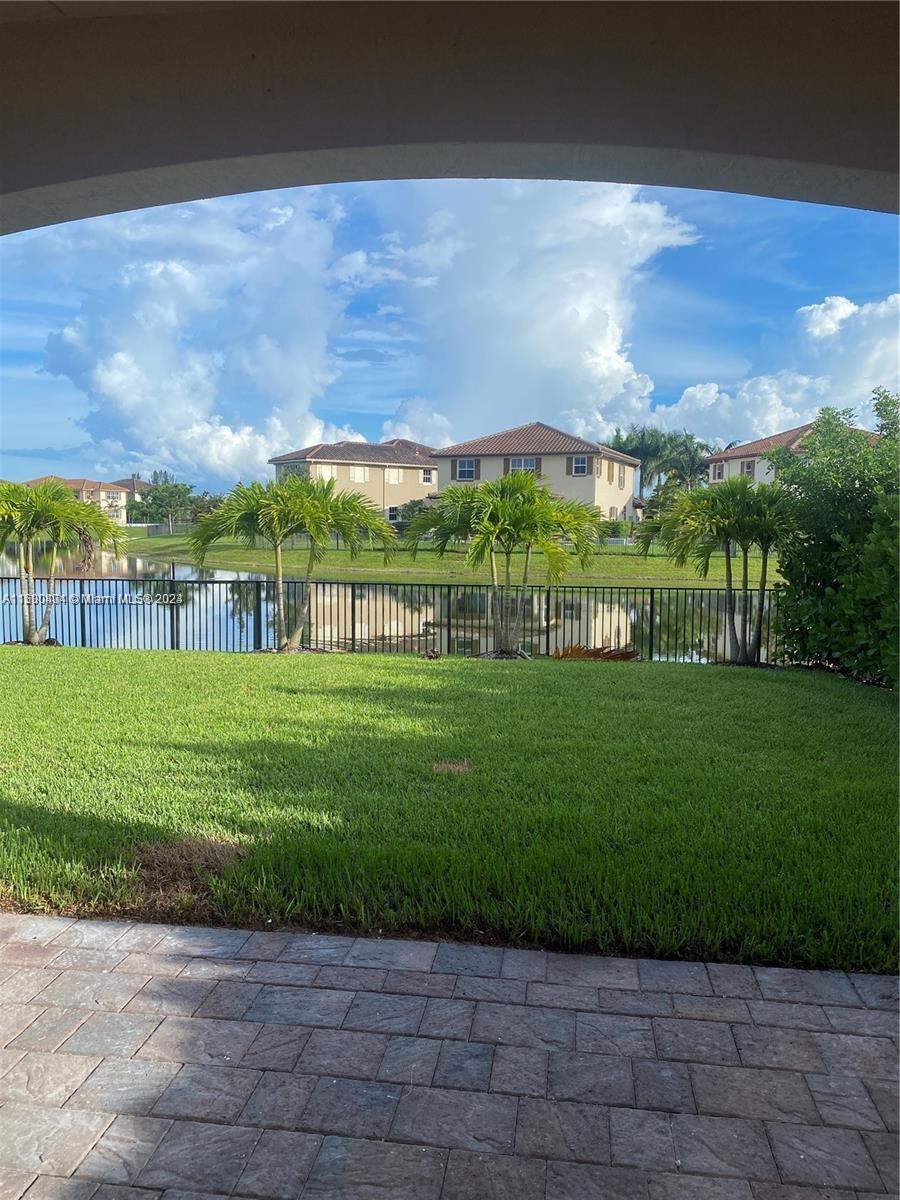 10180 Lake Vista Ct, Parkland, FL, 33076 United States, 4 Bedrooms Bedrooms, ,4 BathroomsBathrooms,Residential,For Sale,Lake Vista Ct,A11500404