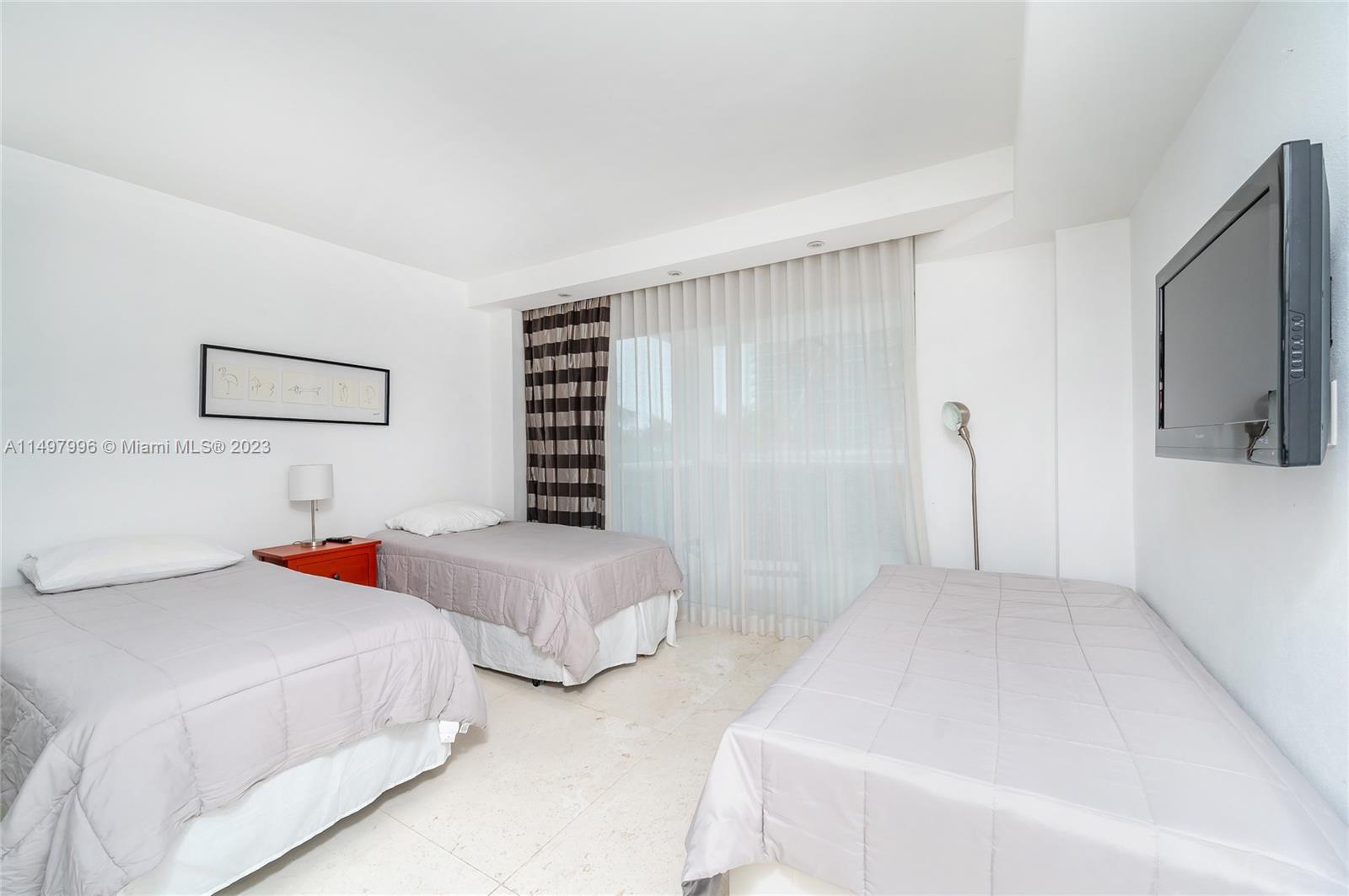 10275 Collins Ave 217, Bal Harbour, Florida 33154, 2 Bedrooms Bedrooms, ,2 BathroomsBathrooms,Residentiallease,For Rent,10275 Collins Ave 217,A11497996