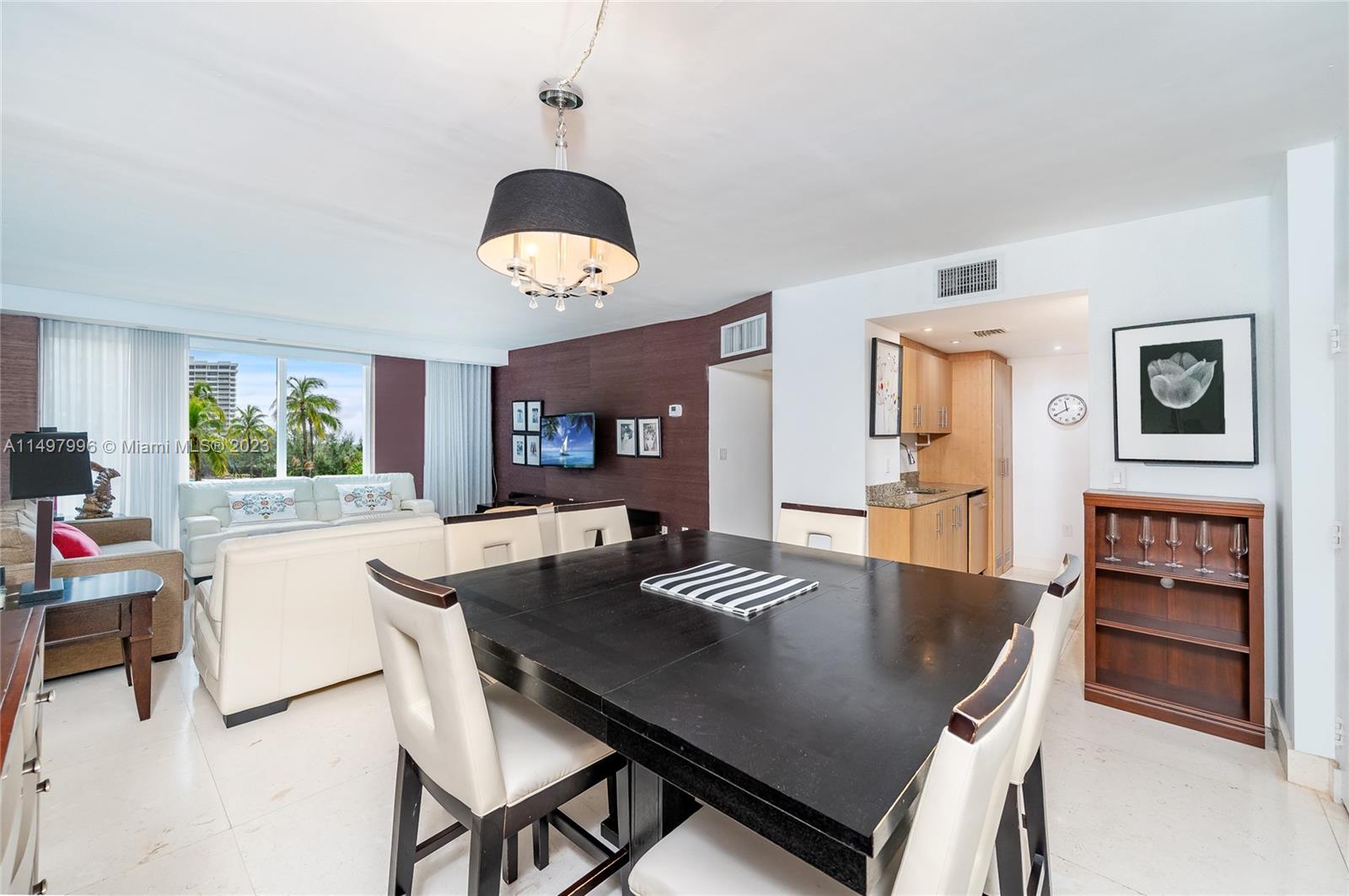 10275 Collins Ave 217, Bal Harbour, Florida 33154, 2 Bedrooms Bedrooms, ,2 BathroomsBathrooms,Residentiallease,For Rent,10275 Collins Ave 217,A11497996