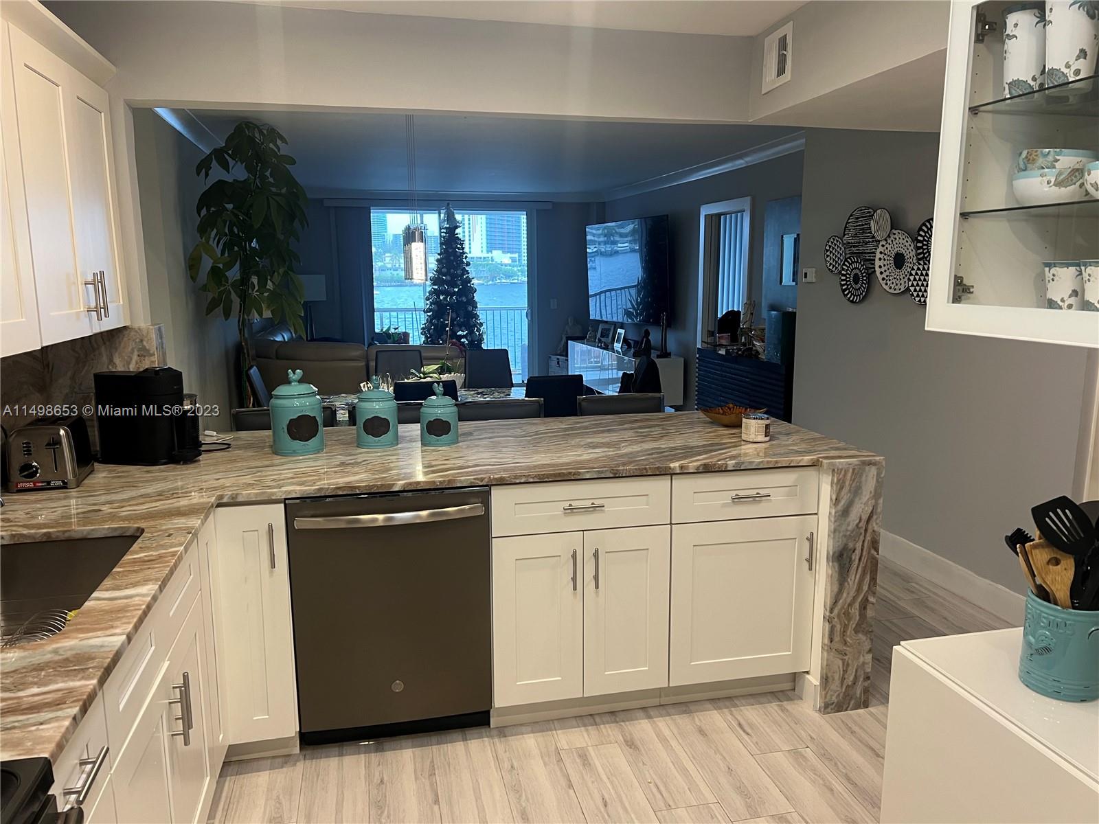 410 Golden Isles Dr 202, Hallandale Beach, Florida 33009, 2 Bedrooms Bedrooms, ,2 BathroomsBathrooms,Residential,For Sale,410 Golden Isles Dr 202,A11498653