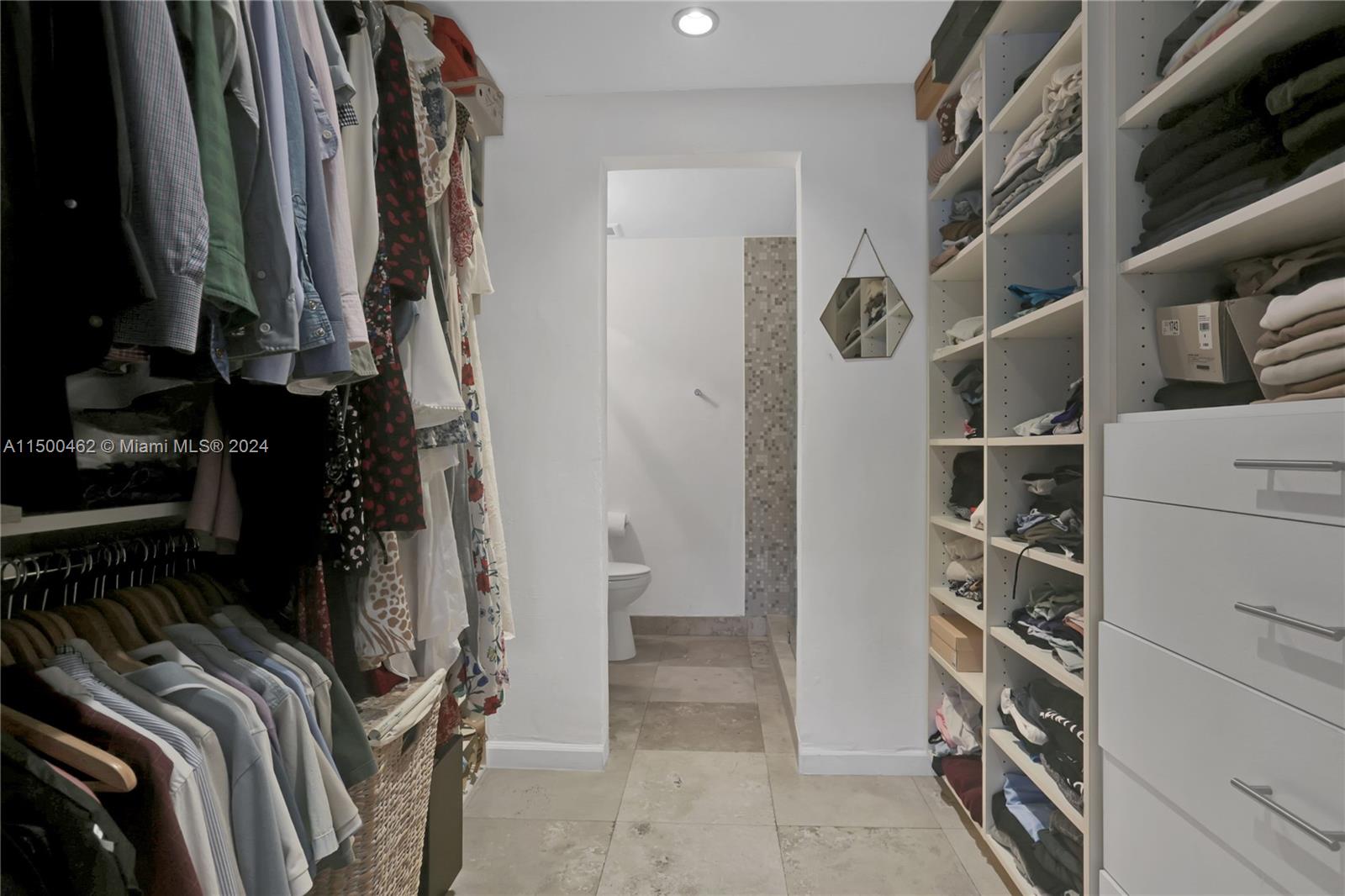 20 Island Ave 211, Miami Beach, Florida 33139, 1 Bedroom Bedrooms, ,1 BathroomBathrooms,Residential,For Sale,20 Island Ave 211,A11500462