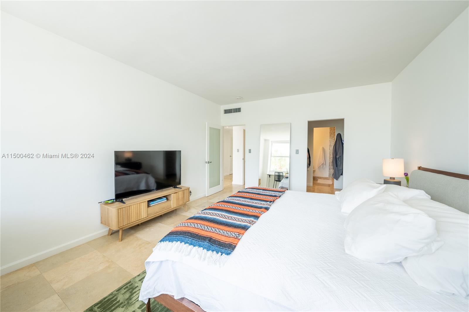 20 Island Ave 211, Miami Beach, Florida 33139, 1 Bedroom Bedrooms, ,1 BathroomBathrooms,Residential,For Sale,20 Island Ave 211,A11500462