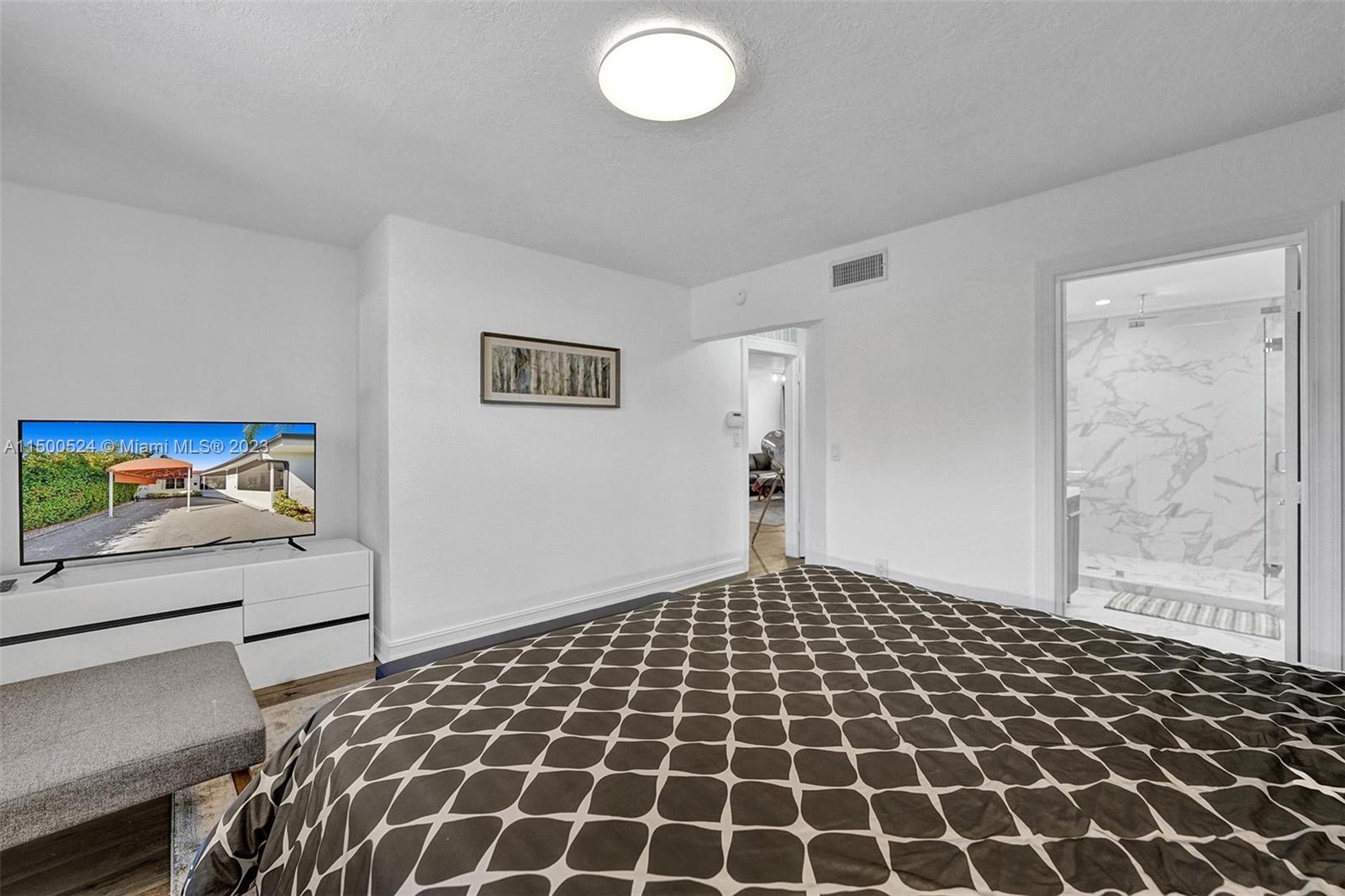 9072 Froude Ave, Surfside, Florida 33154, 5 Bedrooms Bedrooms, ,2 BathroomsBathrooms,Residentiallease,For Rent,9072 Froude Ave,A11500524