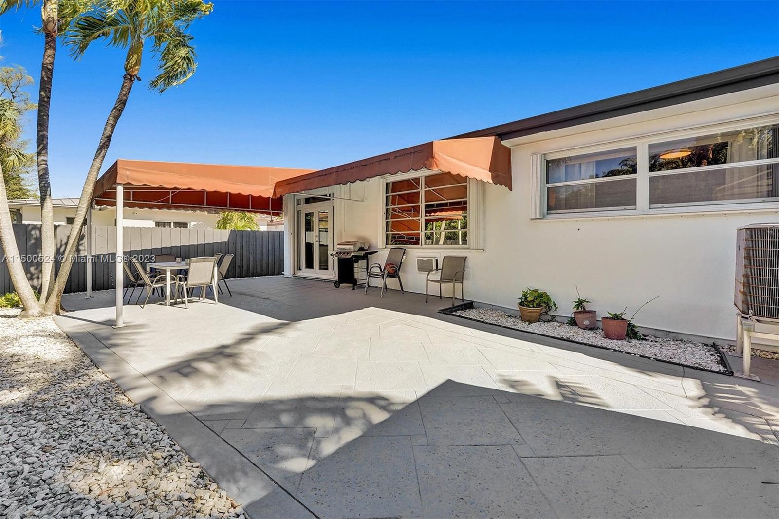 9072 Froude Ave, Surfside, Florida 33154, 5 Bedrooms Bedrooms, ,2 BathroomsBathrooms,Residentiallease,For Rent,9072 Froude Ave,A11500524