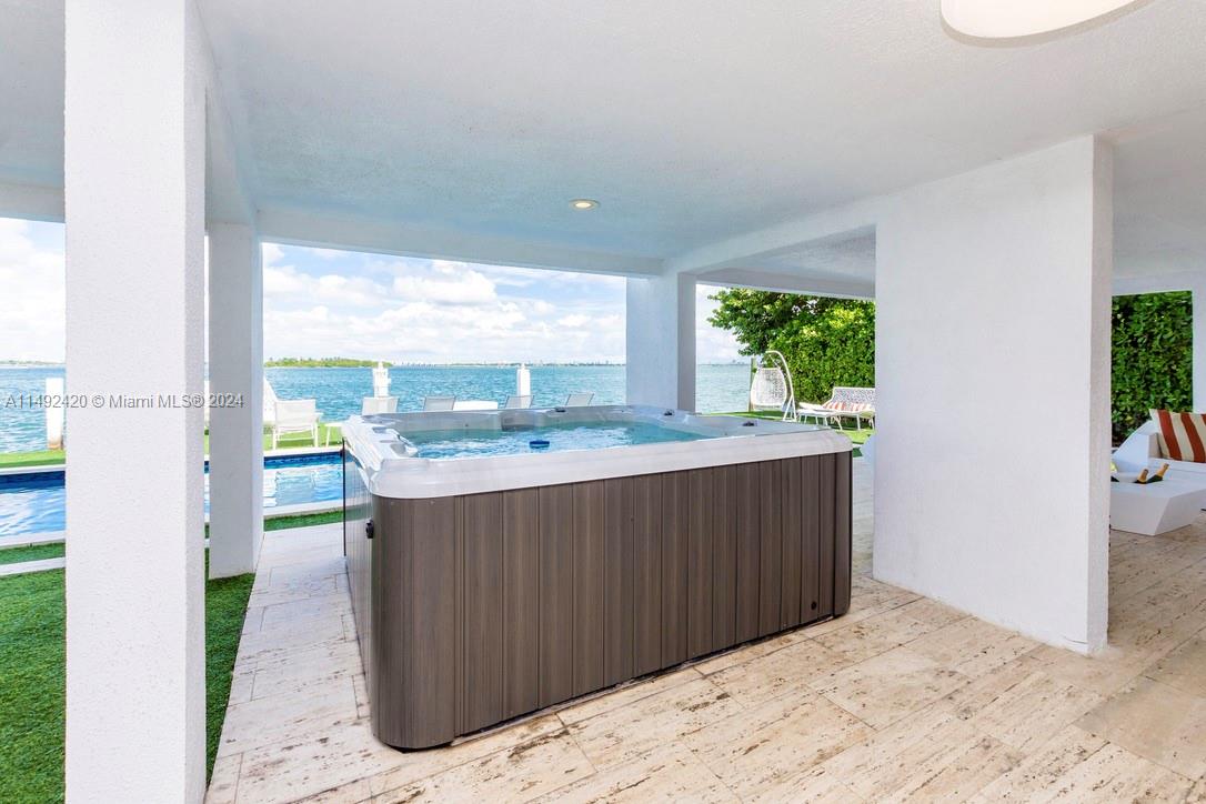 891 N Venetian Dr, Miami, Florida 33139, 8 Bedrooms Bedrooms, ,6 BathroomsBathrooms,Residentiallease,For Rent,891 N Venetian Dr,A11492420