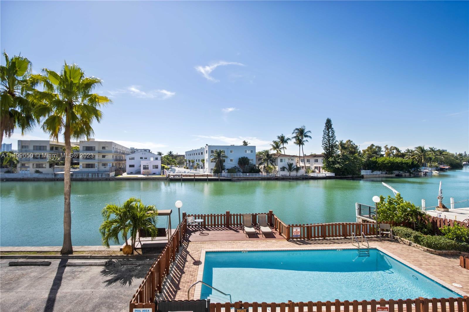 80 S Shore Dr 205, Miami Beach, Florida 33141, 1 Bedroom Bedrooms, ,1 BathroomBathrooms,Residentiallease,For Rent,80 S Shore Dr 205,A11499650