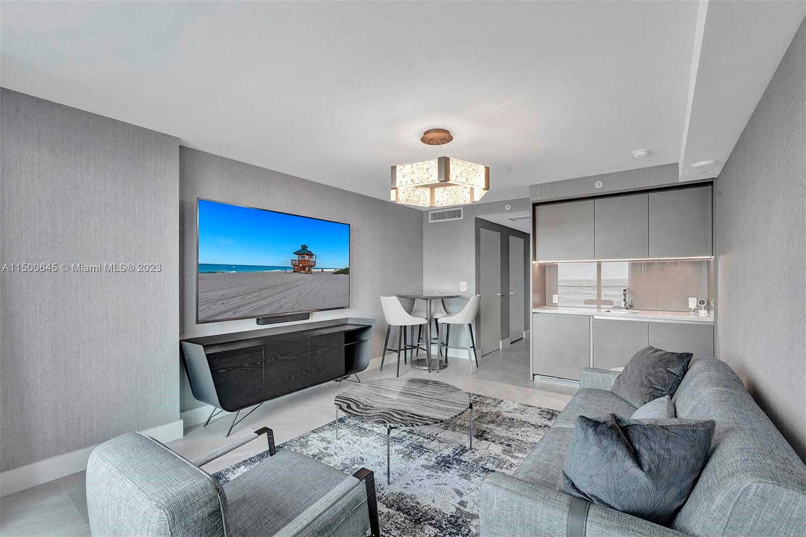 18975 Collins Ave Cabana#22, Sunny Isles Beach, Florida 33160, ,1 BathroomBathrooms,Residential,For Sale,18975 Collins Ave Cabana#22,A11500645
