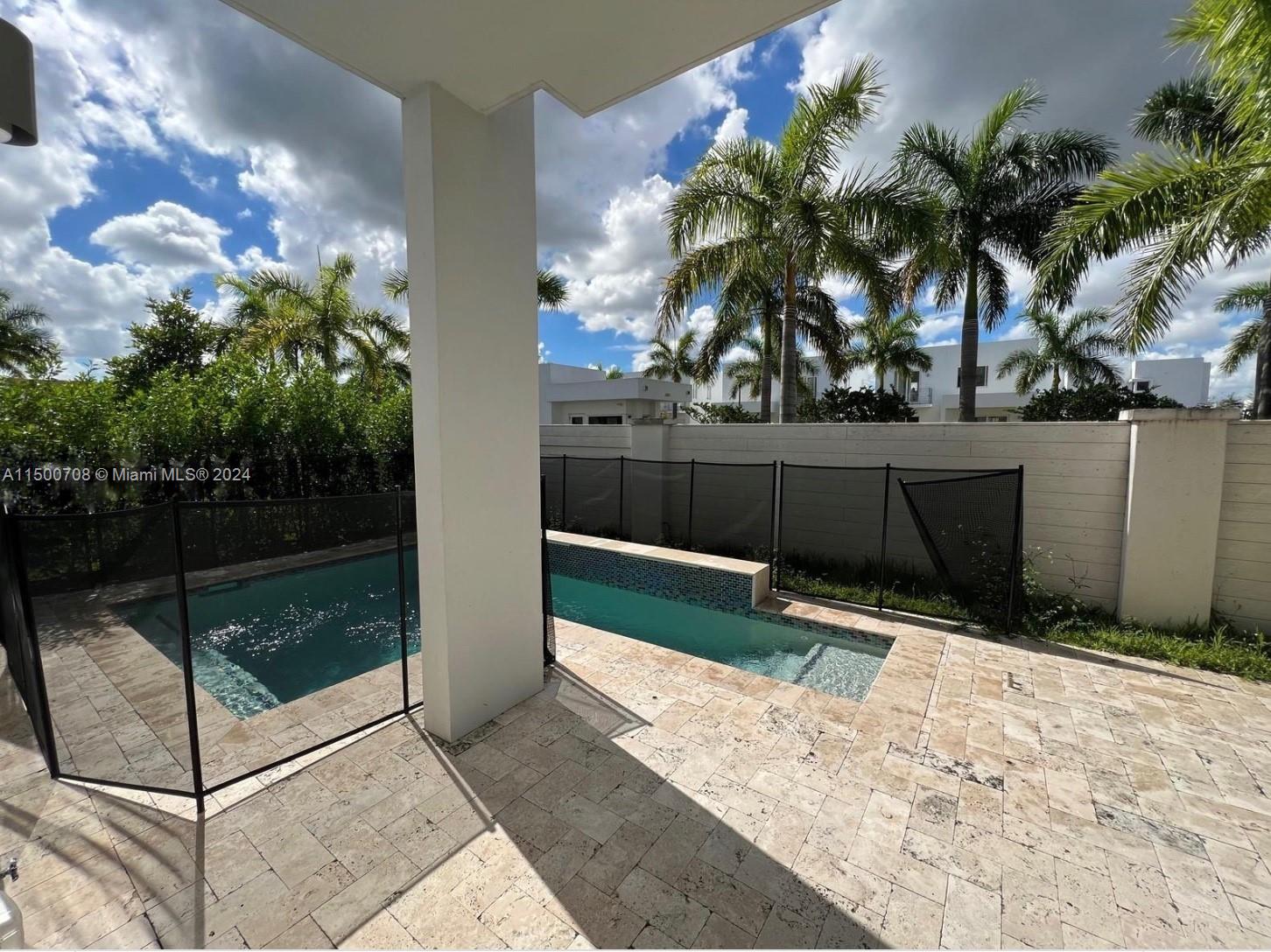 10380 68th Ter, Doral, FL, 33178 United States, 5 Bedrooms Bedrooms, ,5 BathroomsBathrooms,Residential,For Sale,68th Ter,A11500708