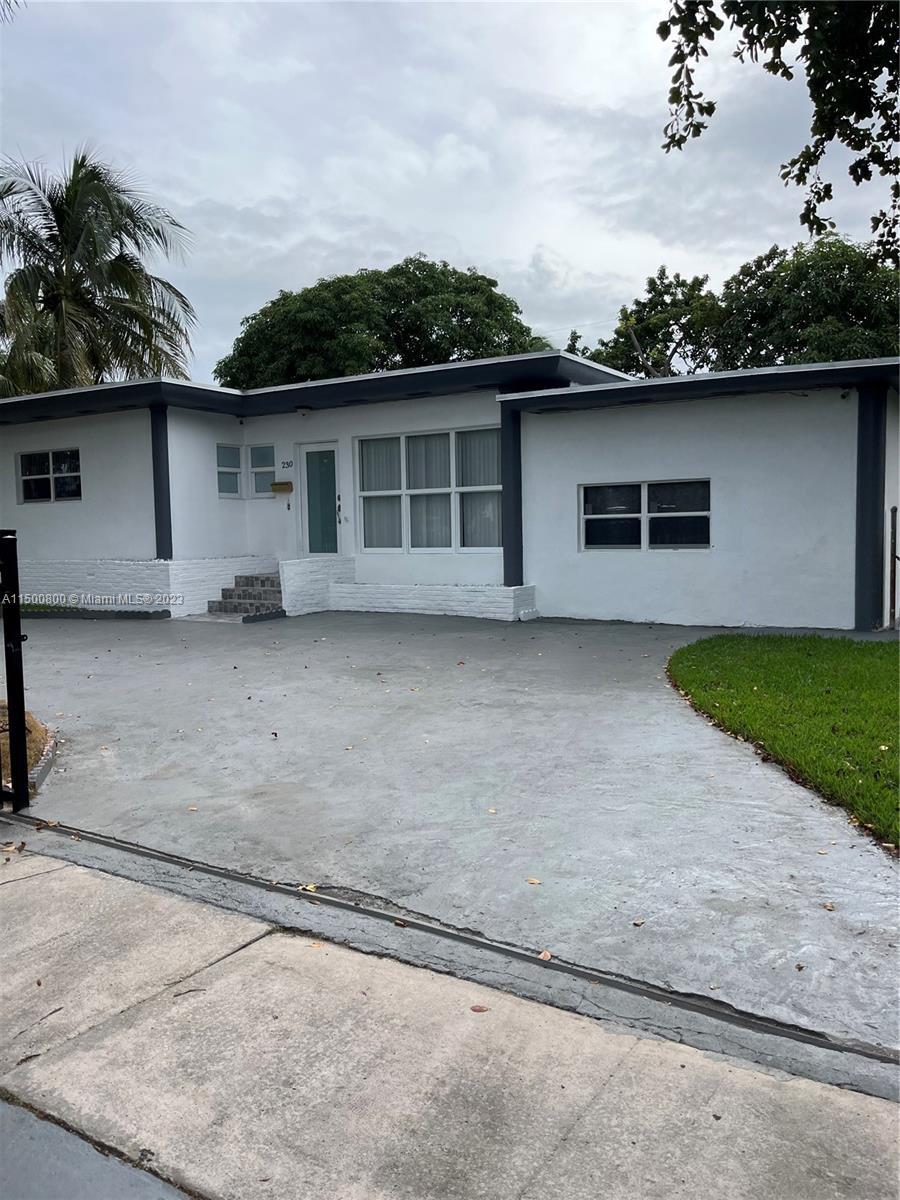 230 NE 124th St, North Miami, Florida 33161, 3 Bedrooms Bedrooms, ,2 BathroomsBathrooms,Residentiallease,For Rent,230 NE 124th St,A11500800