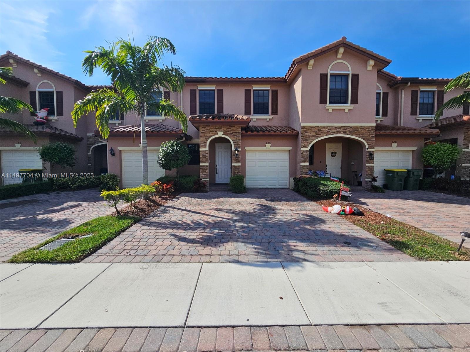 136 SE 37th Ter 136, Homestead, Florida 33033, 3 Bedrooms Bedrooms, 6 Rooms Rooms,2 BathroomsBathrooms,Residential,For Sale,136 SE 37th Ter 136,A11497704