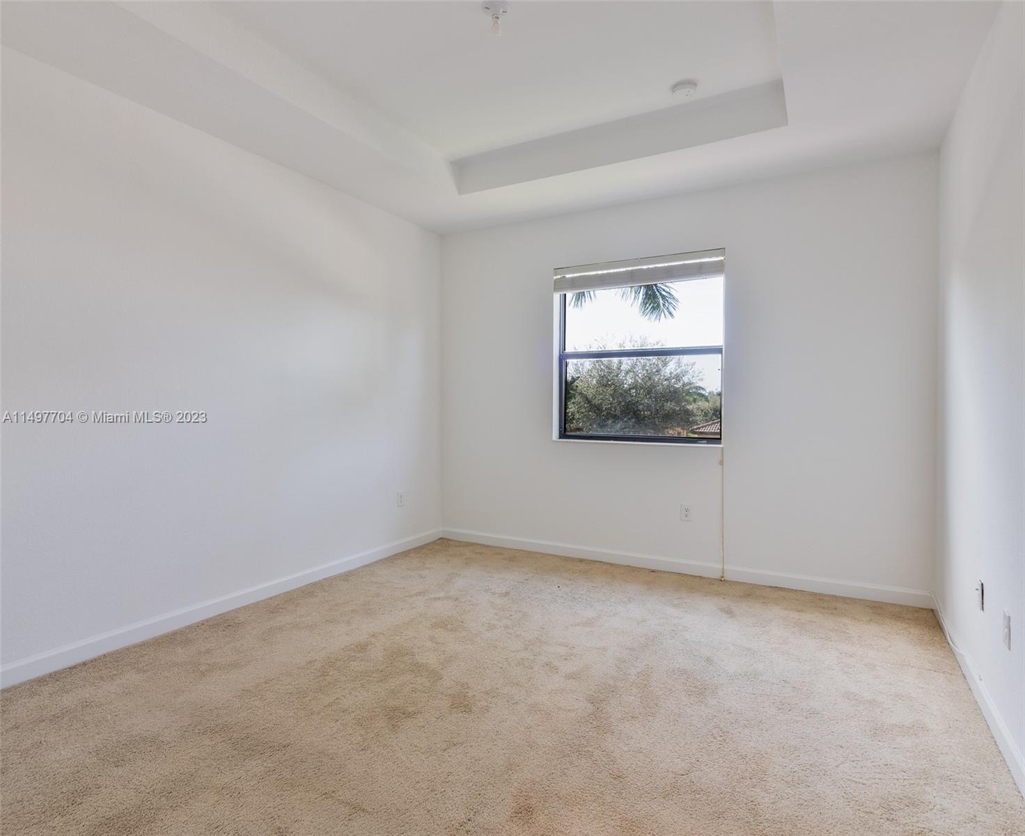 136 SE 37th Ter 136, Homestead, Florida 33033, 3 Bedrooms Bedrooms, 6 Rooms Rooms,2 BathroomsBathrooms,Residential,For Sale,136 SE 37th Ter 136,A11497704