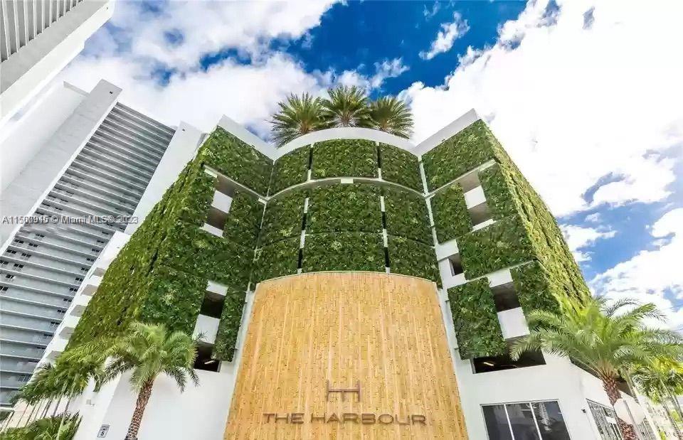 16385 Biscayne Blvd 806, North Miami Beach, Florida 33160, 2 Bedrooms Bedrooms, ,2 BathroomsBathrooms,Residentiallease,For Rent,16385 Biscayne Blvd 806,A11500915
