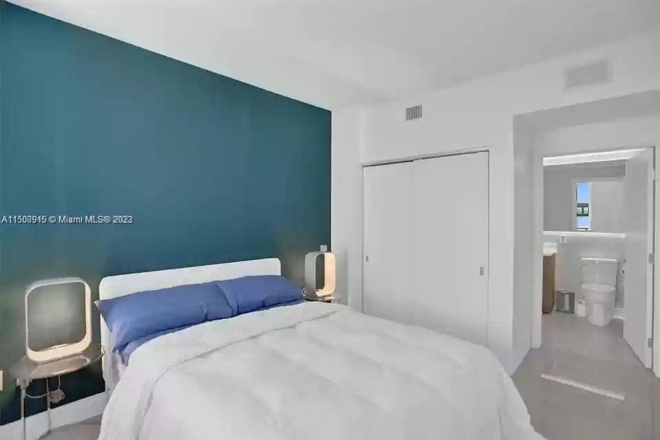 16385 Biscayne Blvd 806, North Miami Beach, Florida 33160, 2 Bedrooms Bedrooms, ,2 BathroomsBathrooms,Residentiallease,For Rent,16385 Biscayne Blvd 806,A11500915