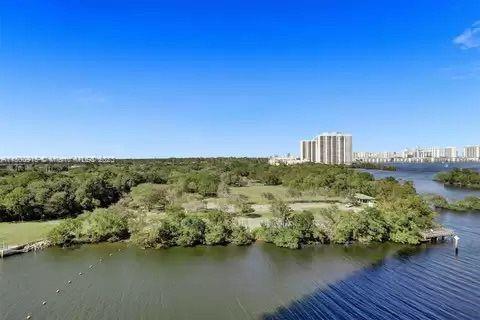 16385 Biscayne Blvd 806, North Miami Beach, Florida 33160, 2 Bedrooms Bedrooms, ,2 BathroomsBathrooms,Residentiallease,For Rent,16385 Biscayne Blvd 806,A11500915